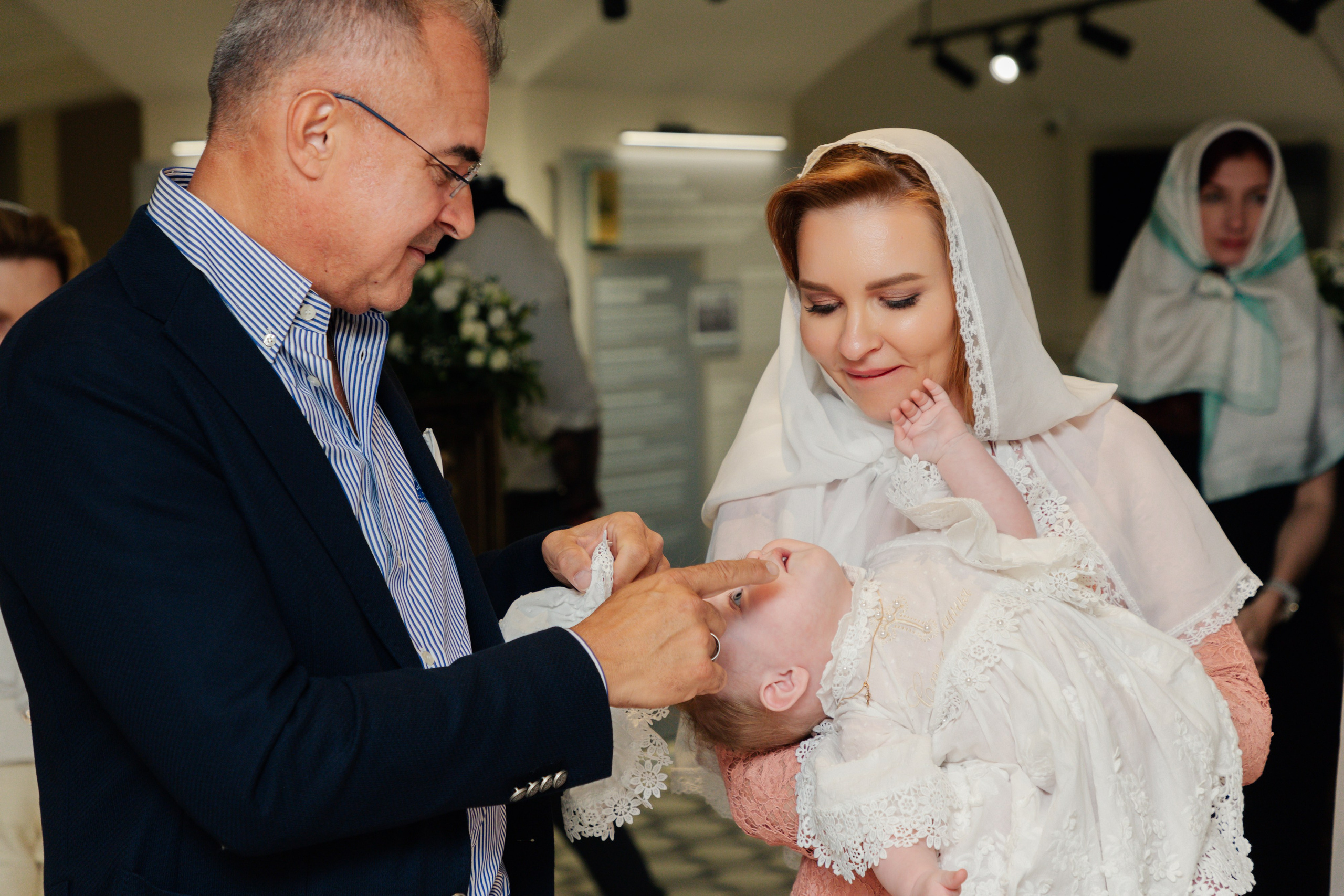 Церковь чудотворной иконы Божией Матери Всех Скорбящих Радость с грошиками. Фотограф на крещение в Санкт Петербурге