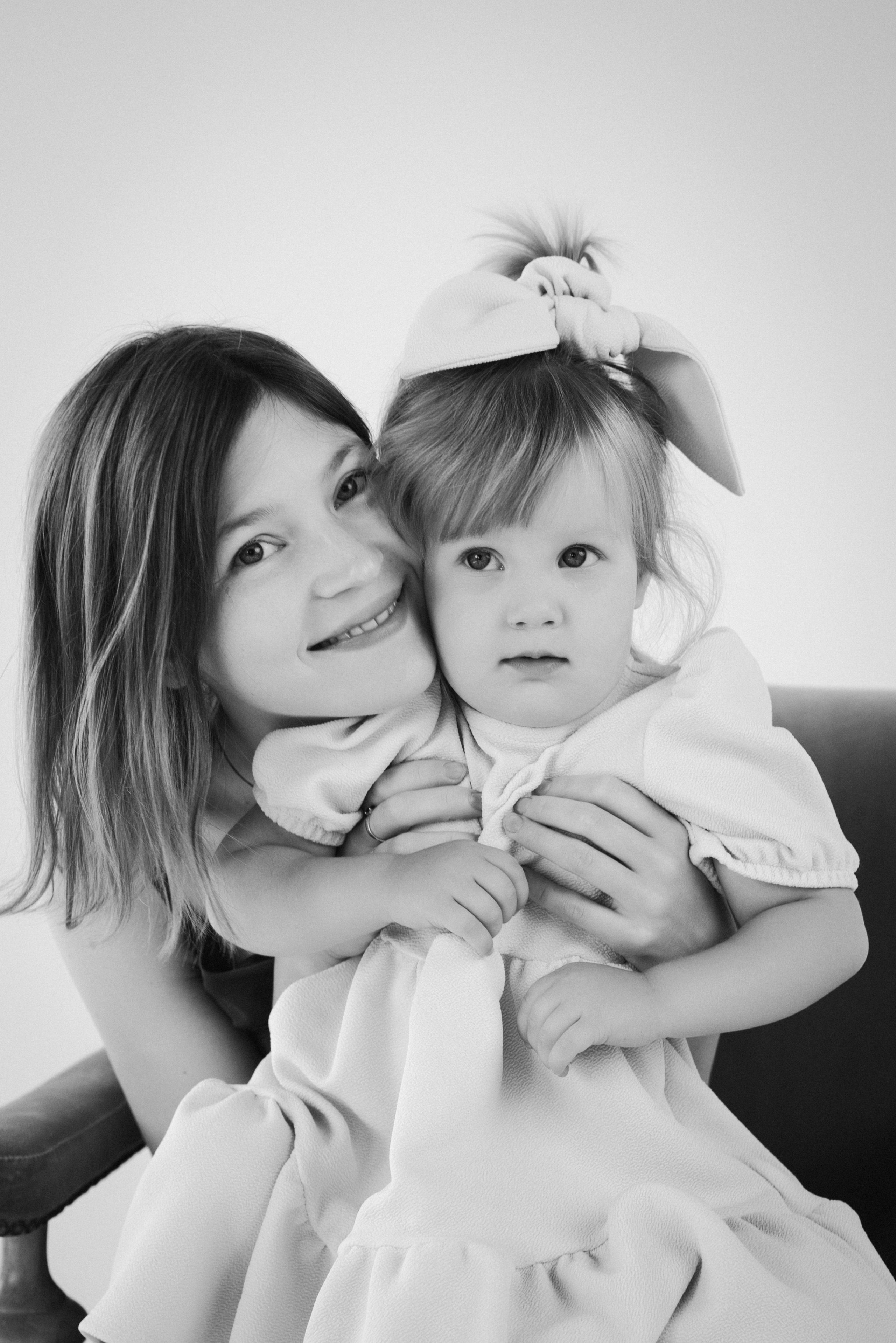 Семейная фотосессия минимализм. Фотограф в Воронеже. Портреты, контент, семейные сьемки