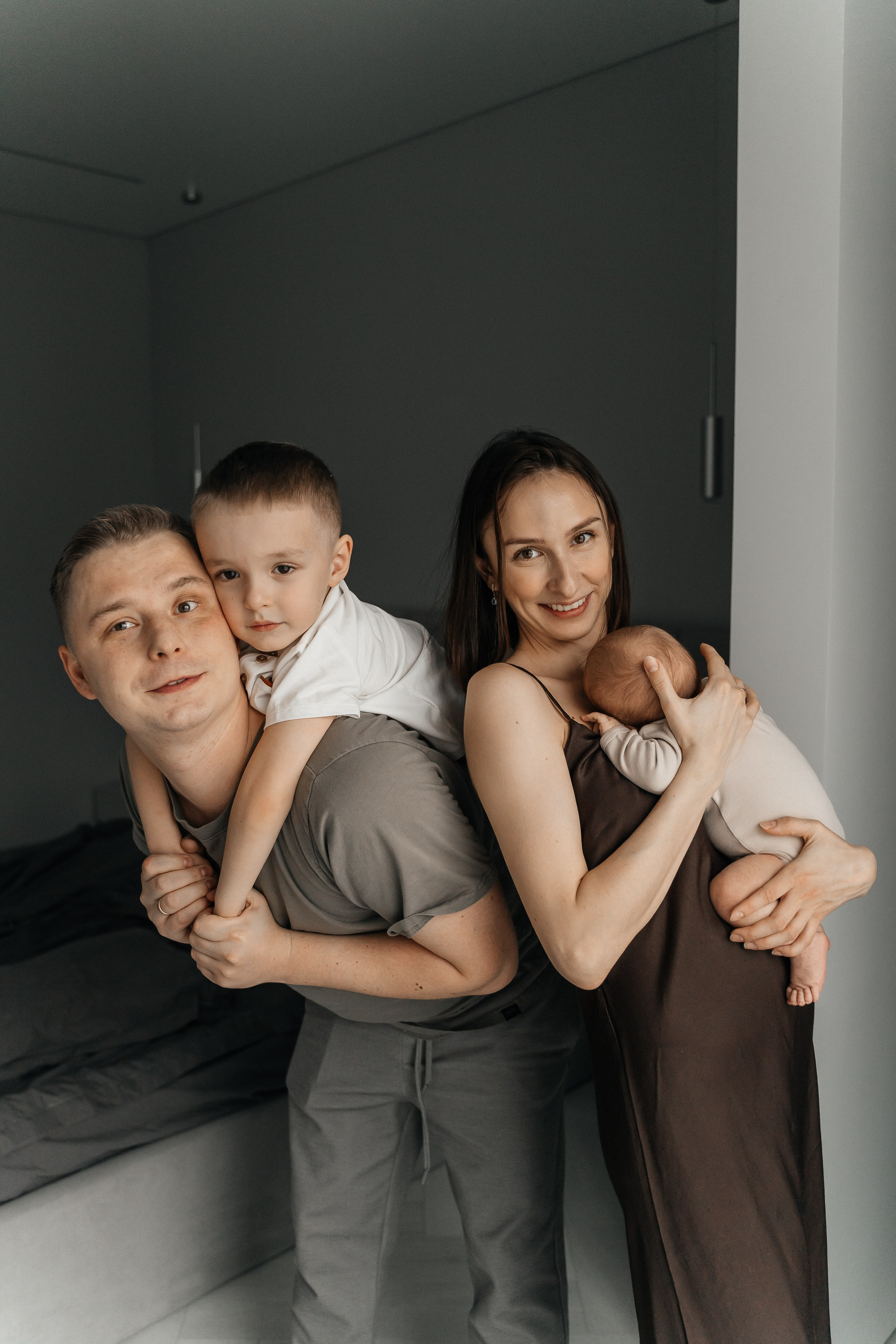 Вова, Маша, Юра и Стеёпа. Волик Мария