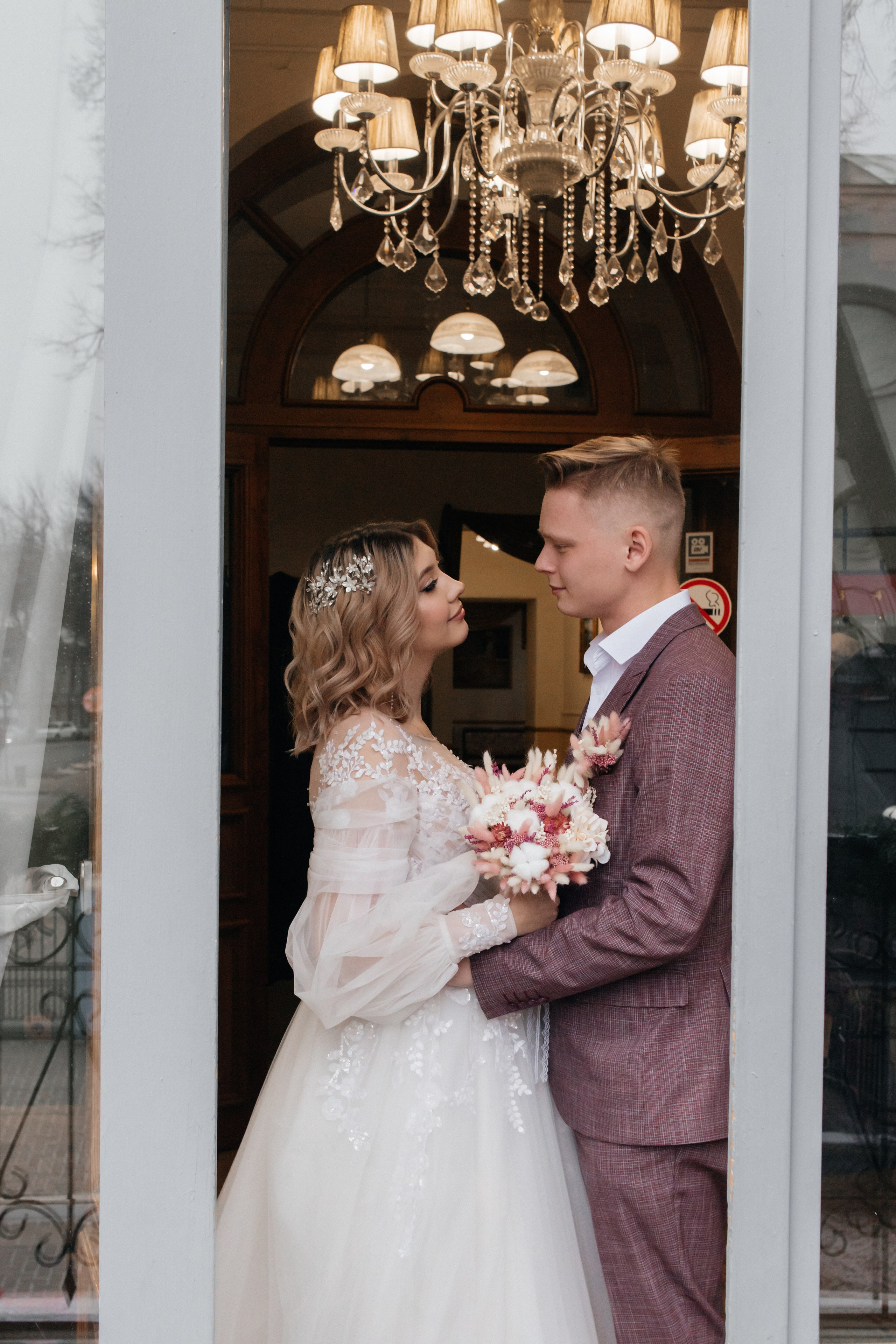 Свадебная фотосъемка в фотостудии Корица в зале Trimpl. Свадебный фотограф и фотограф Love-Store в Нижнем Новгороде Анастасия