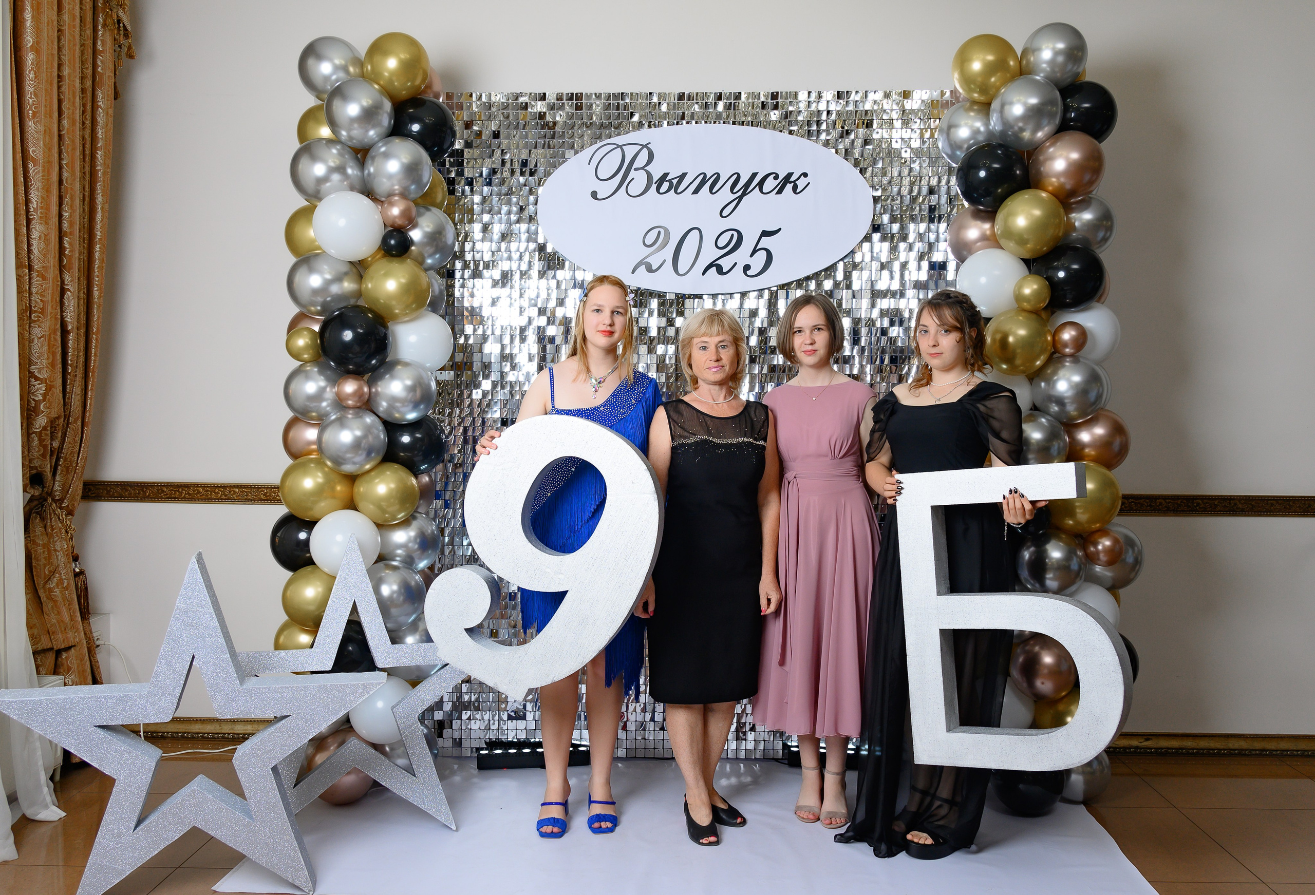 Выпускной 2025 9 кл. Семейный и детский фотограф в Новороссийске Лебедева Елена