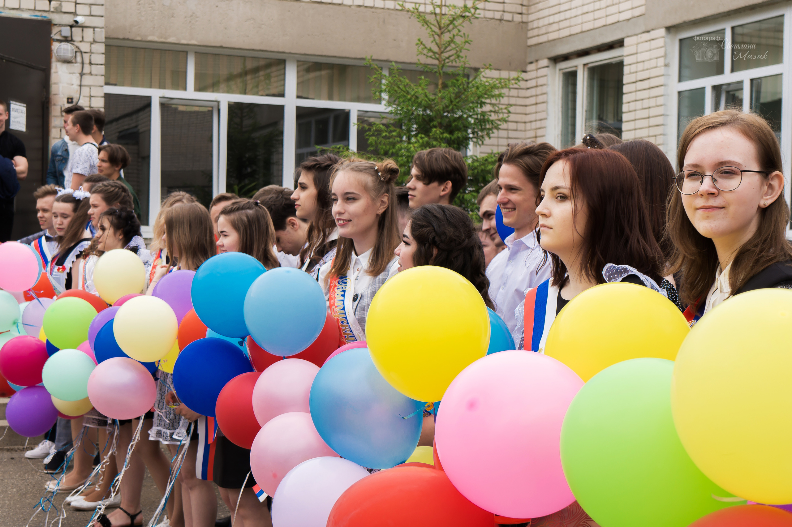Фотосъемка в детском саду фотосъемка в школе Дипломы Выпускник Фотопла. Фотосъемка в детском саду и школе. Фотоальбомы и фотокниги ВЫПУСКНИК