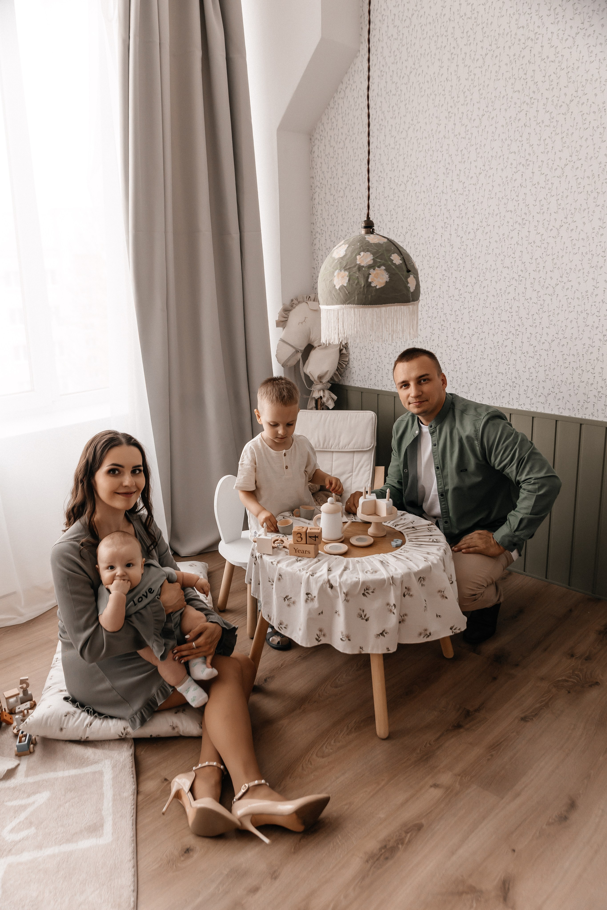 Павел, Кристина, Святослав, Елисей. Семейный фотограф Минск Усова Ольга