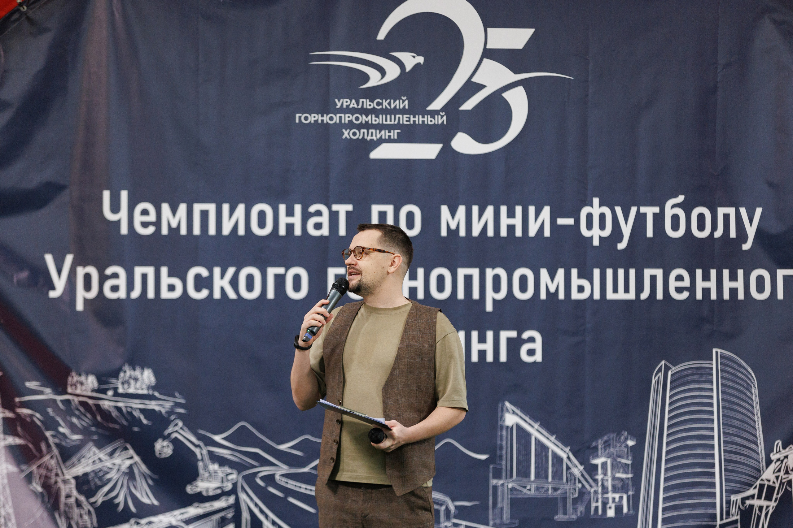 Фотограф на корпоративный футбольный турнир. Контент для бизнеса в Екатеринбурге Полдень Медиа