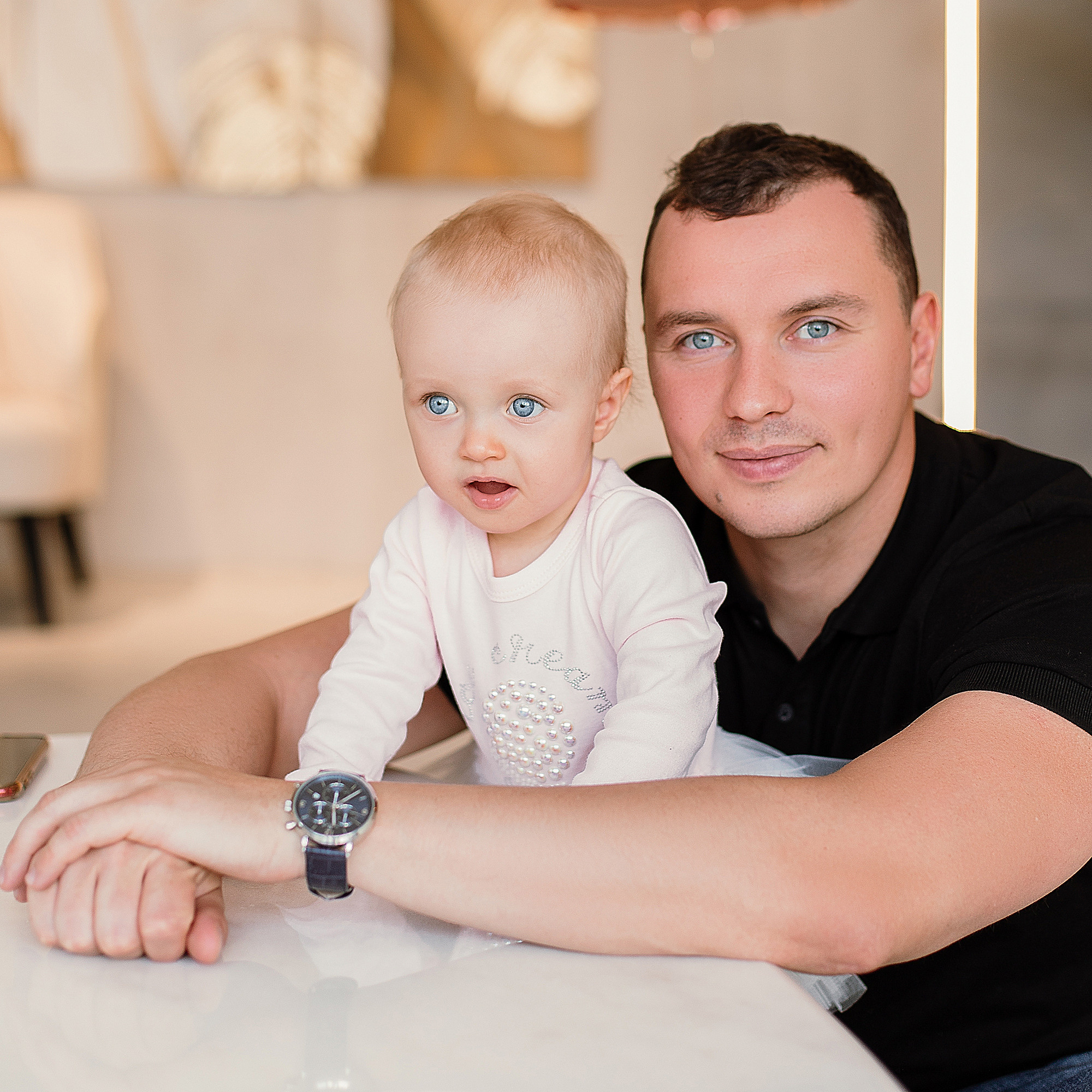 Семейная фотосессия в студии. Фотограф в Москве Авдеева Мария