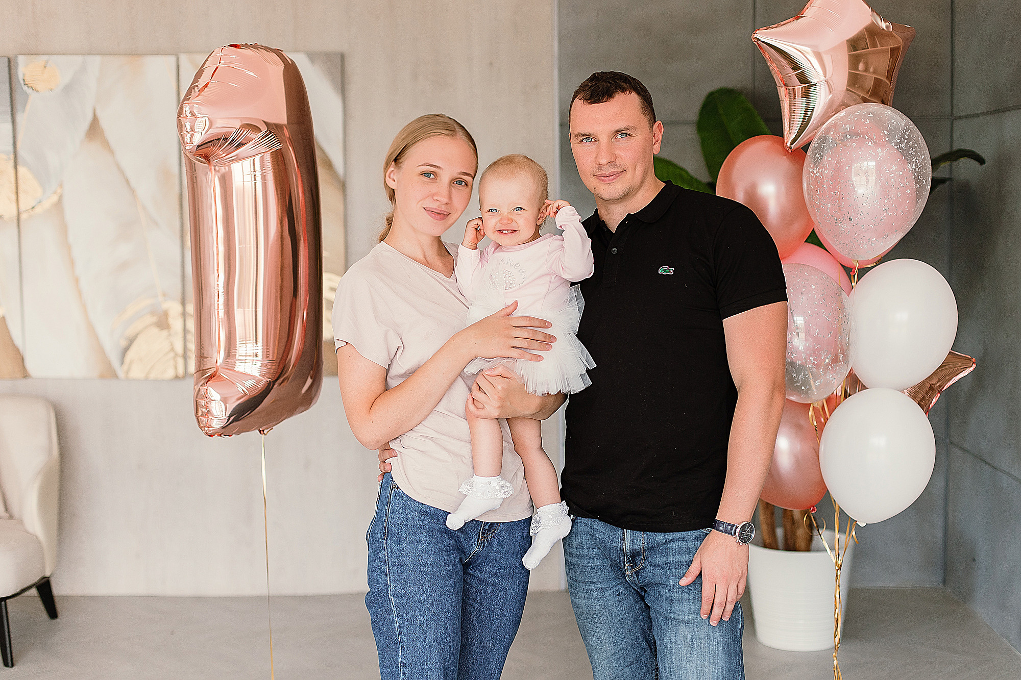 Семейная фотосессия в студии. Фотограф в Москве Авдеева Мария