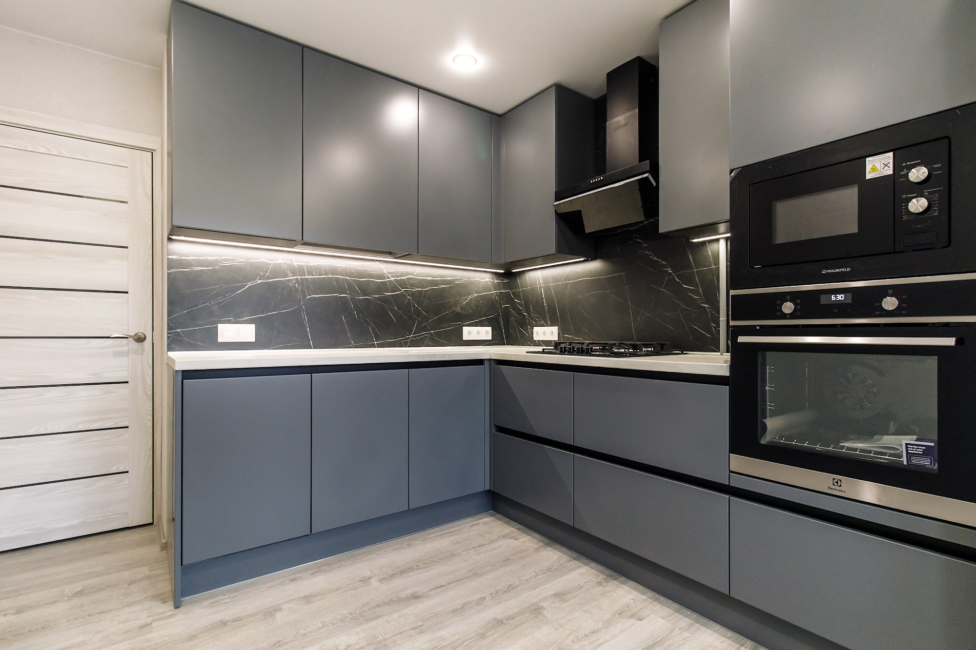 Черняховского 32. Свадебный фотограф и видеосъемка в Витебске Андрей Райков