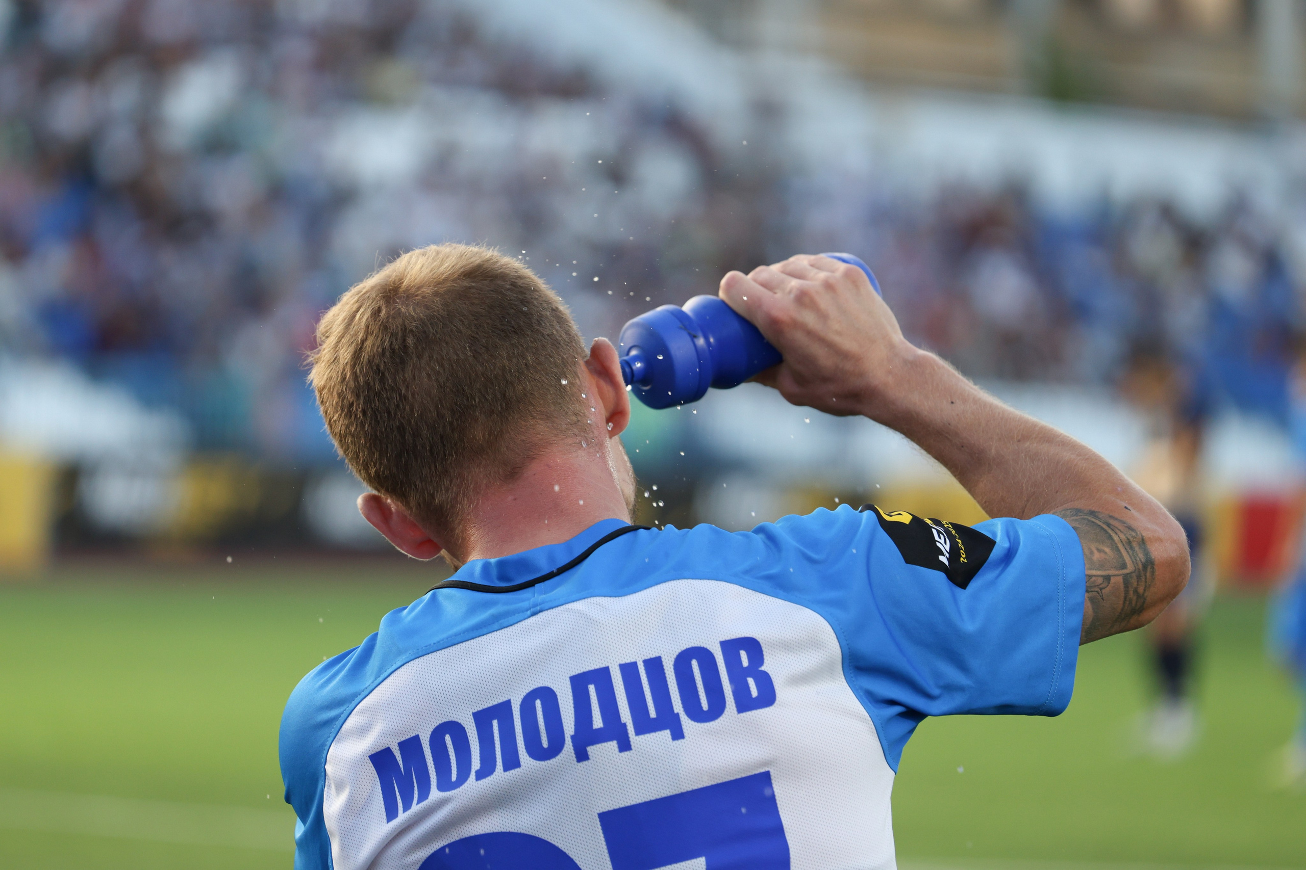 Фото футбольных матчей Первая лига ФНЛ. Фотограф Дмитрий Алексеев