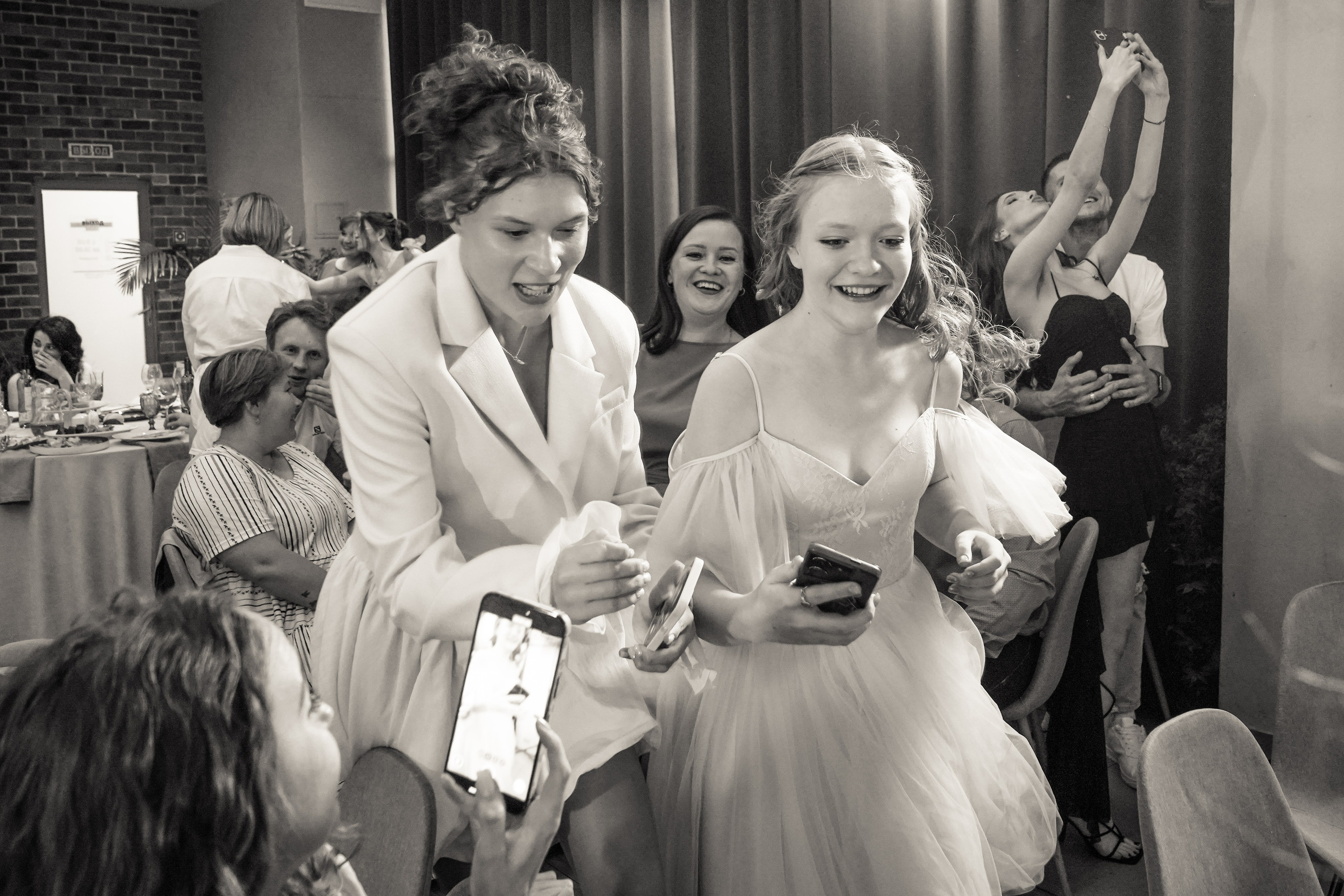 Выпускной вечер, гимназия № 40, 9 класс. Семейный и портретный фотограф в Екатеринбурге Анна Лобанова