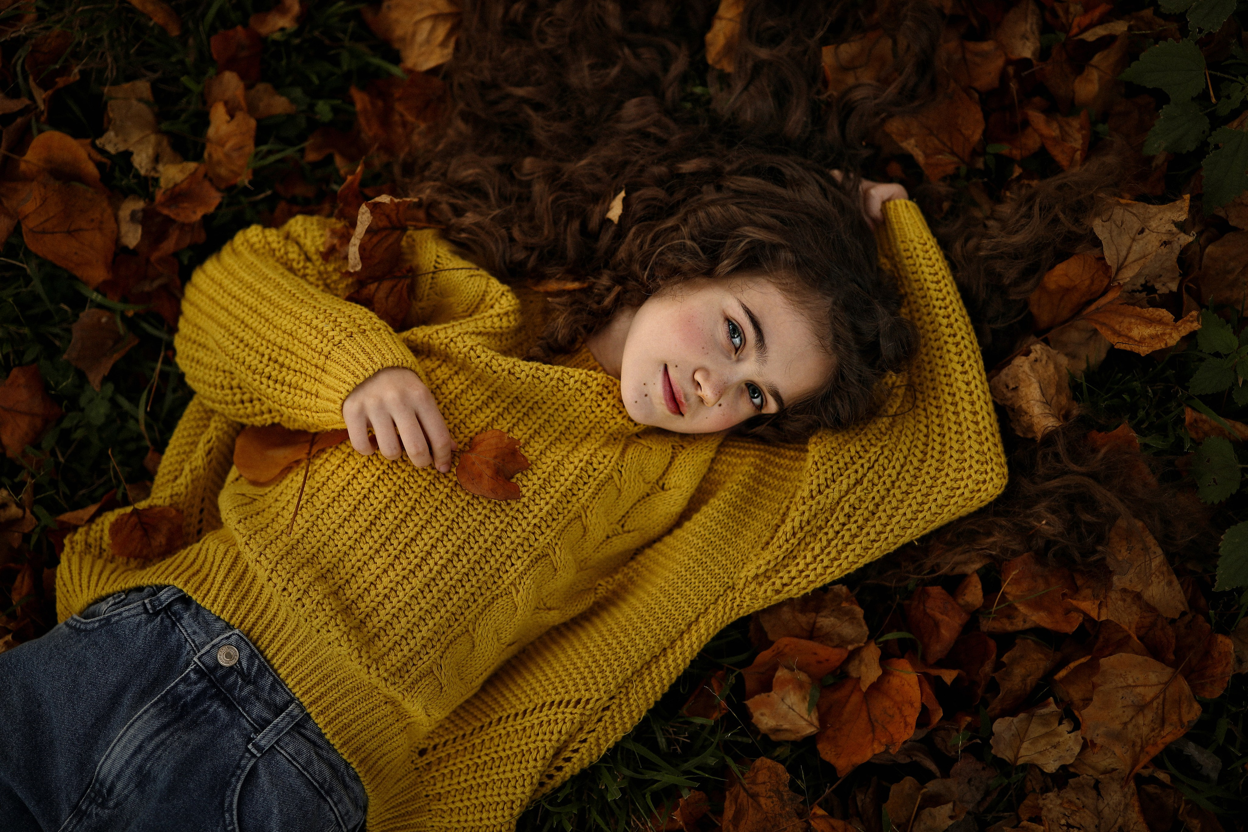 Осенняя фотосессия для Полины у древа патриарха в Сухуме. Свадебный и семейный фотограф в Абхазии Жанна Соснина