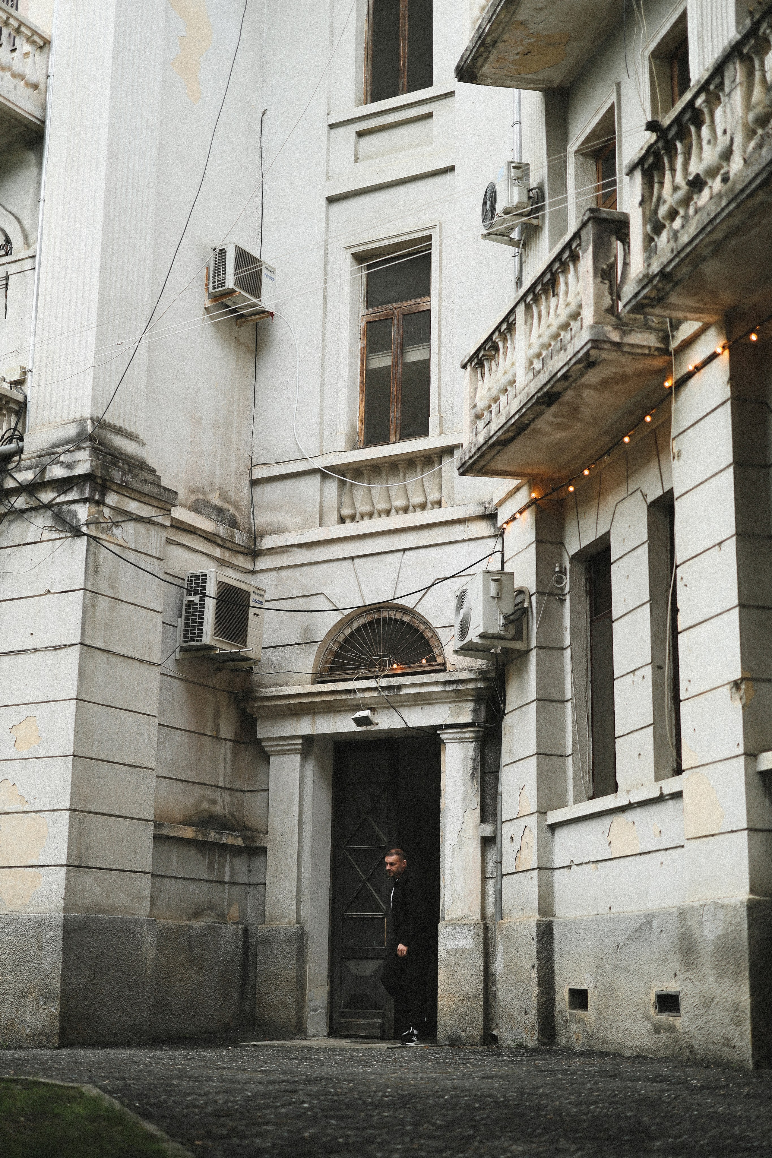 Фотосессия для Евгения. Фото-прогулка по улочкам Сухума. Свадебный и семейный фотограф в Абхазии Жанна Соснина