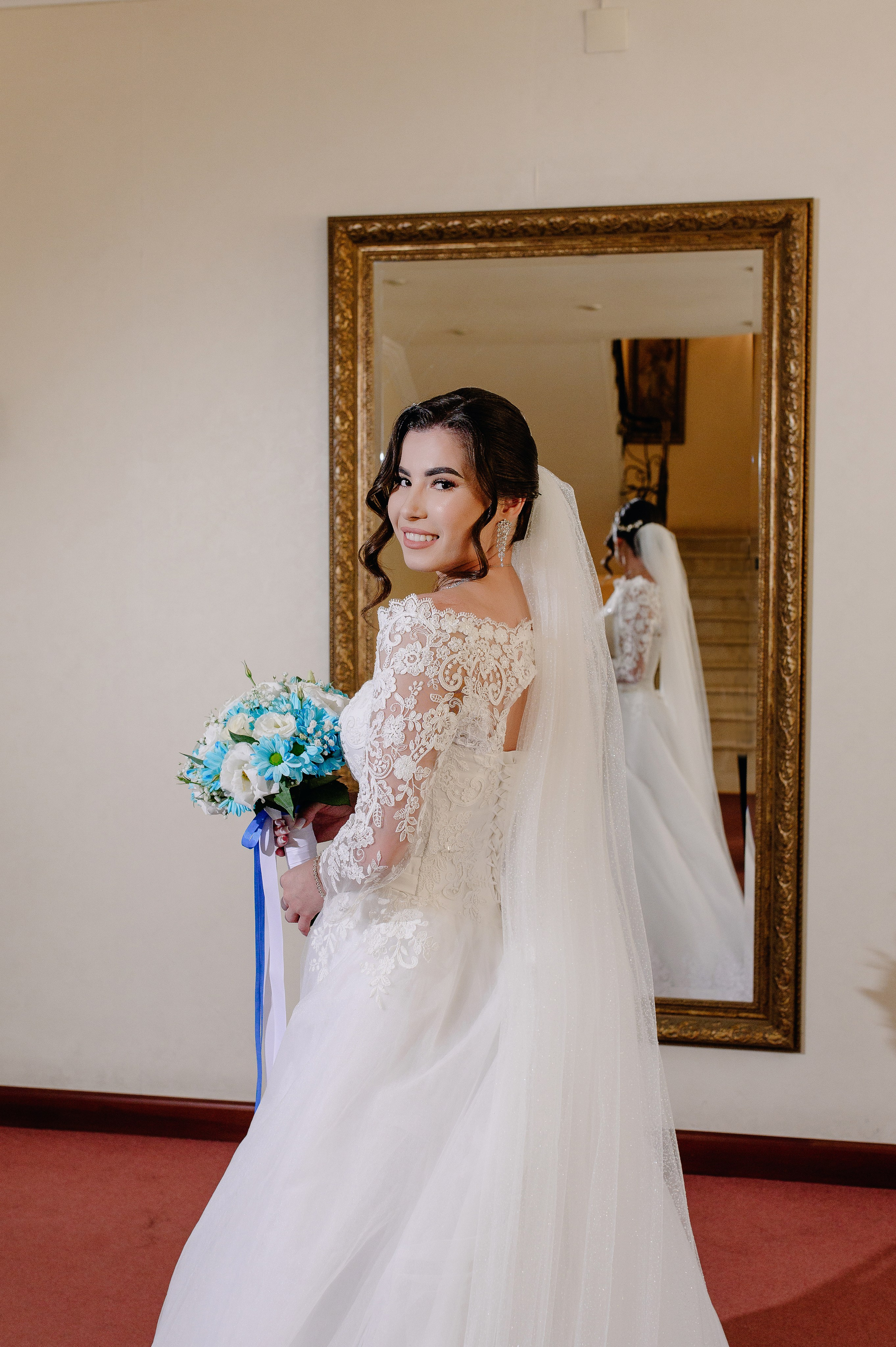 Кристина и Максим — камерная семейная свадьба в Караганде. Свадебный фотограф Караганда