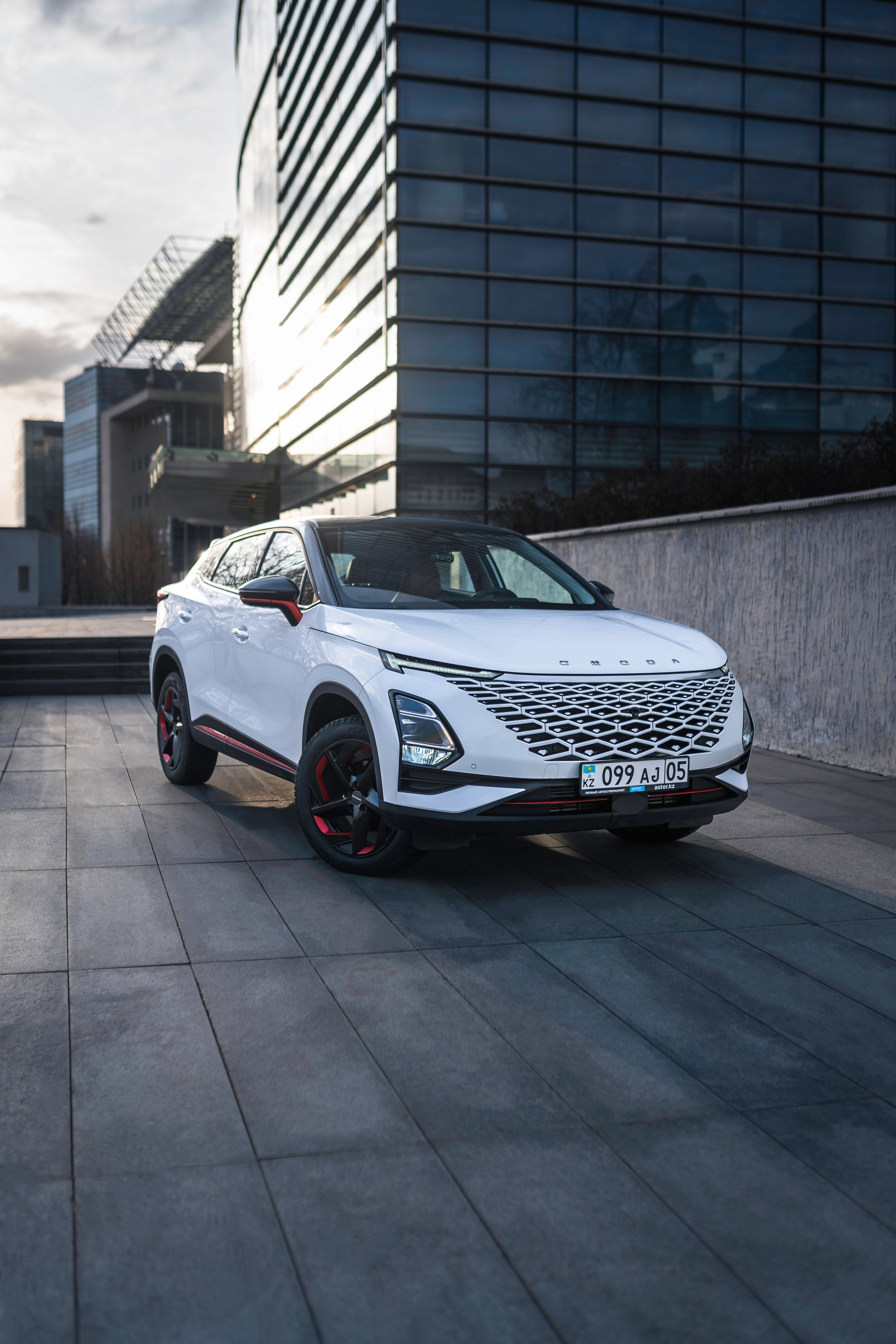 Omoda C5. Чен Станислав | Автомобильный фотограф | Алматы, Казахстан