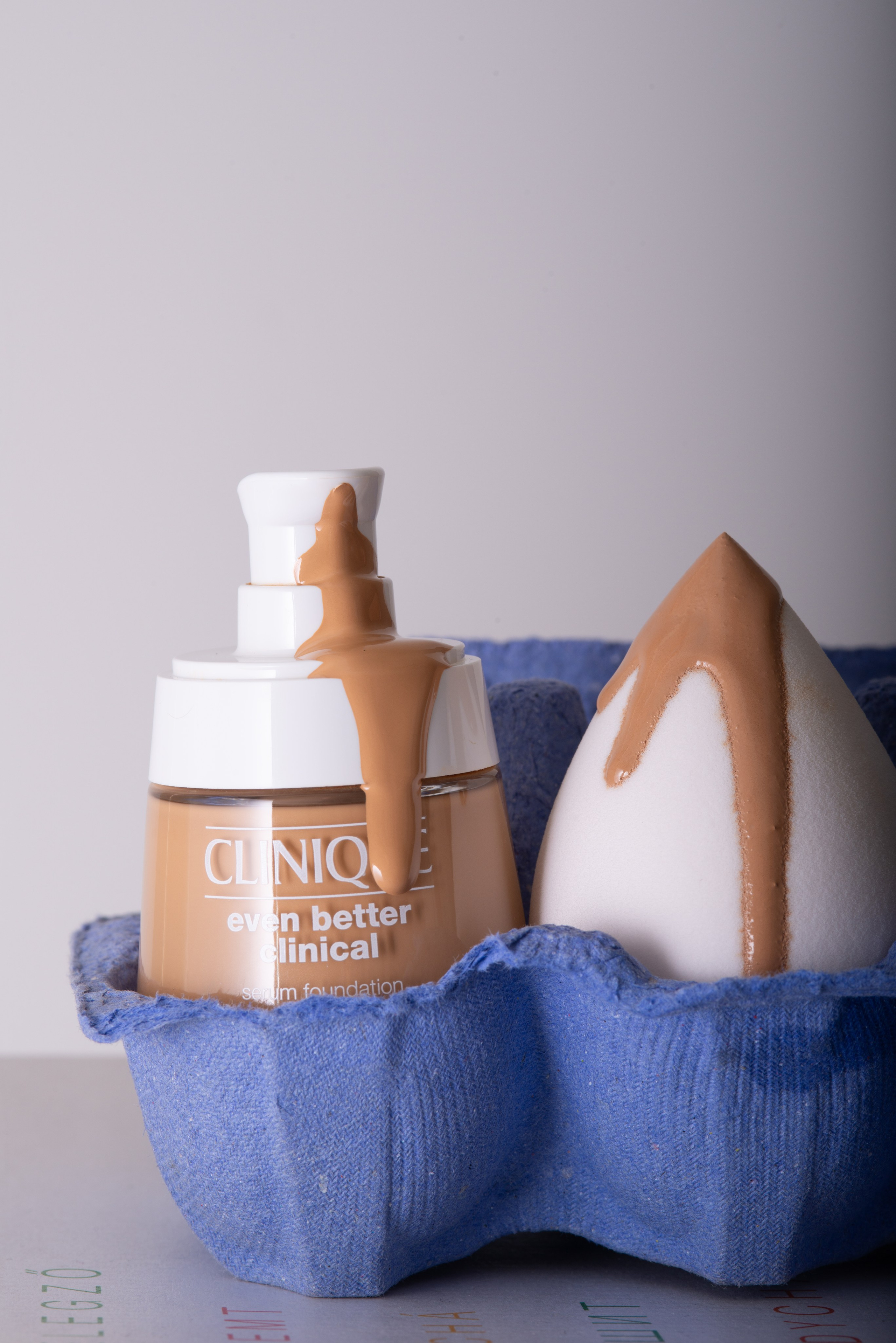 BEFORE / AFTER. RETOUCHER / Beauty / Product / Fashion / Commercial