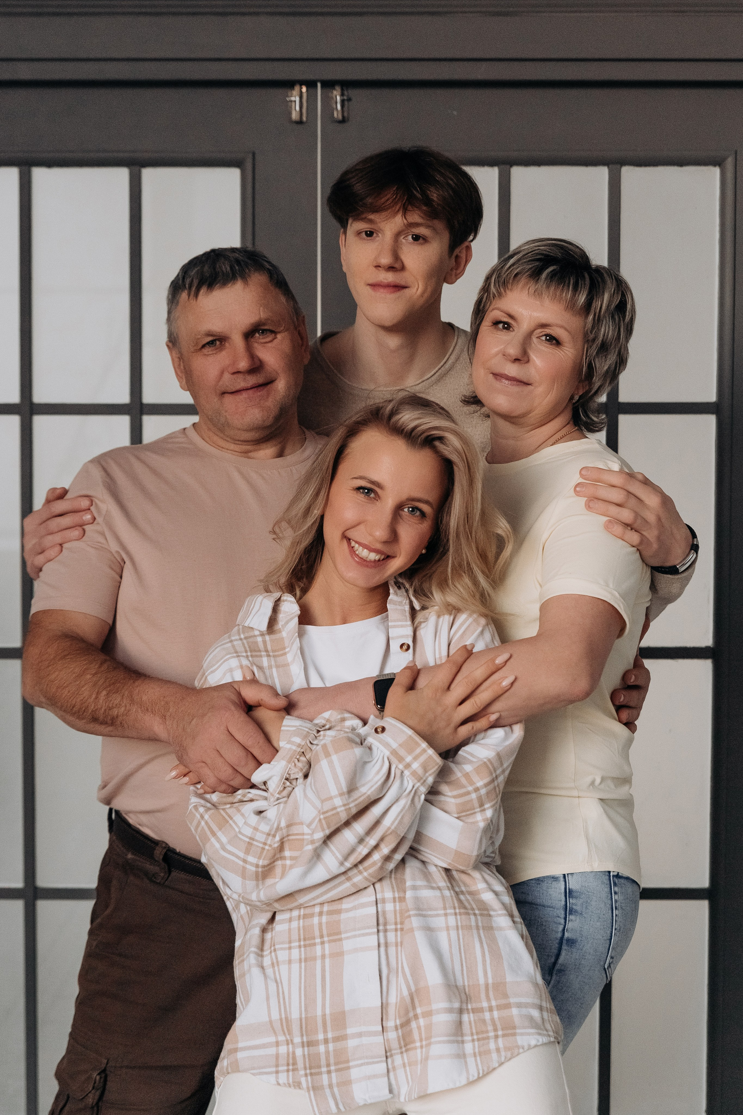 Взрослые дети. Семейный фотограф в Красноярске