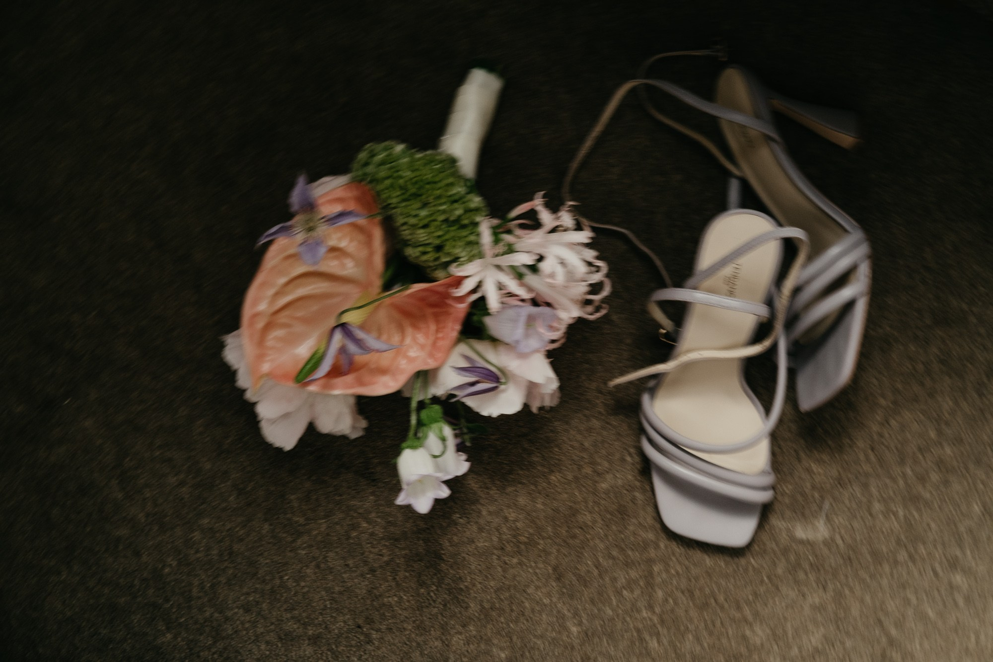 «ты красивый» — «нет, ты!». Свадебный фотограф Александра Тюлякова