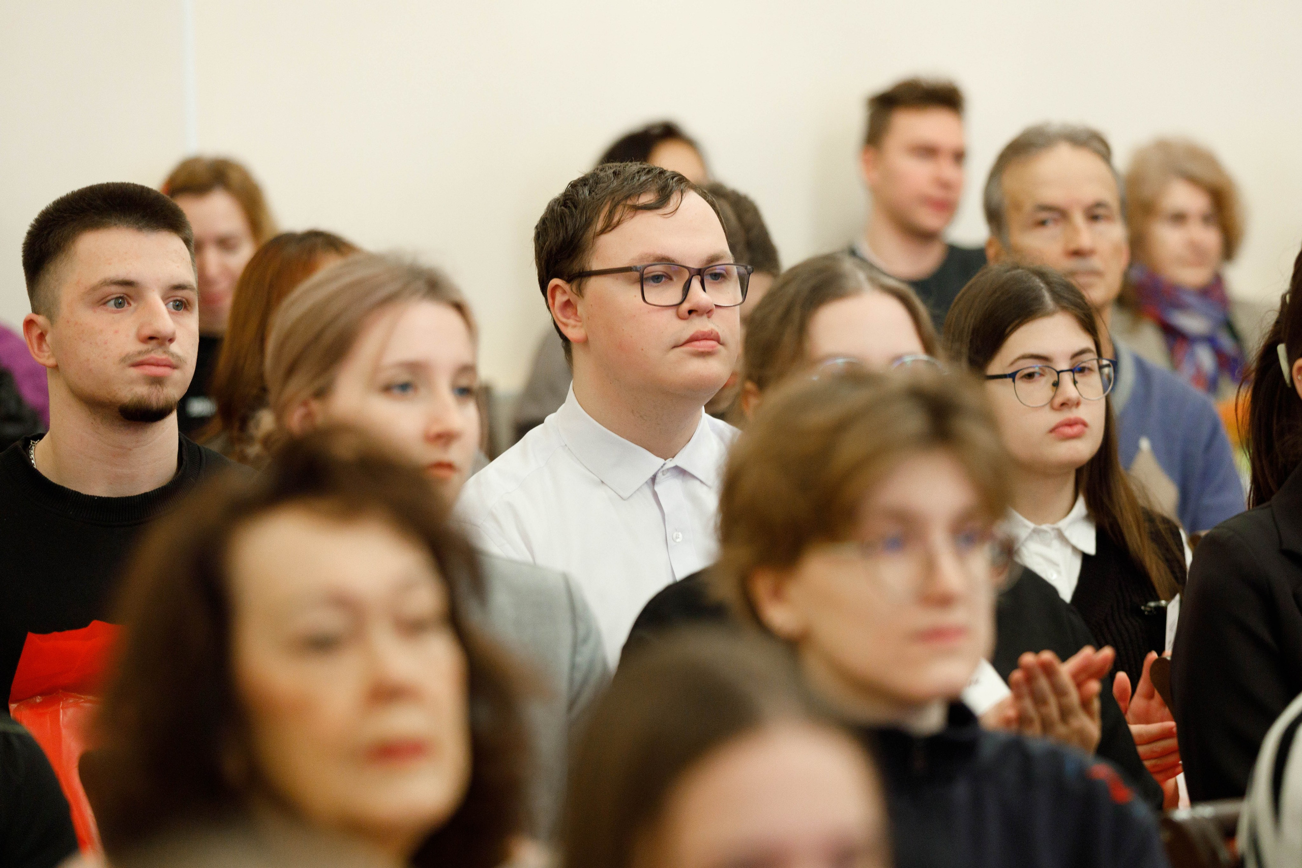 Сессия с профессорами. Дом Учёных 25.10.25. Репортажный фотограф в Новосибирске Алена Помазунова