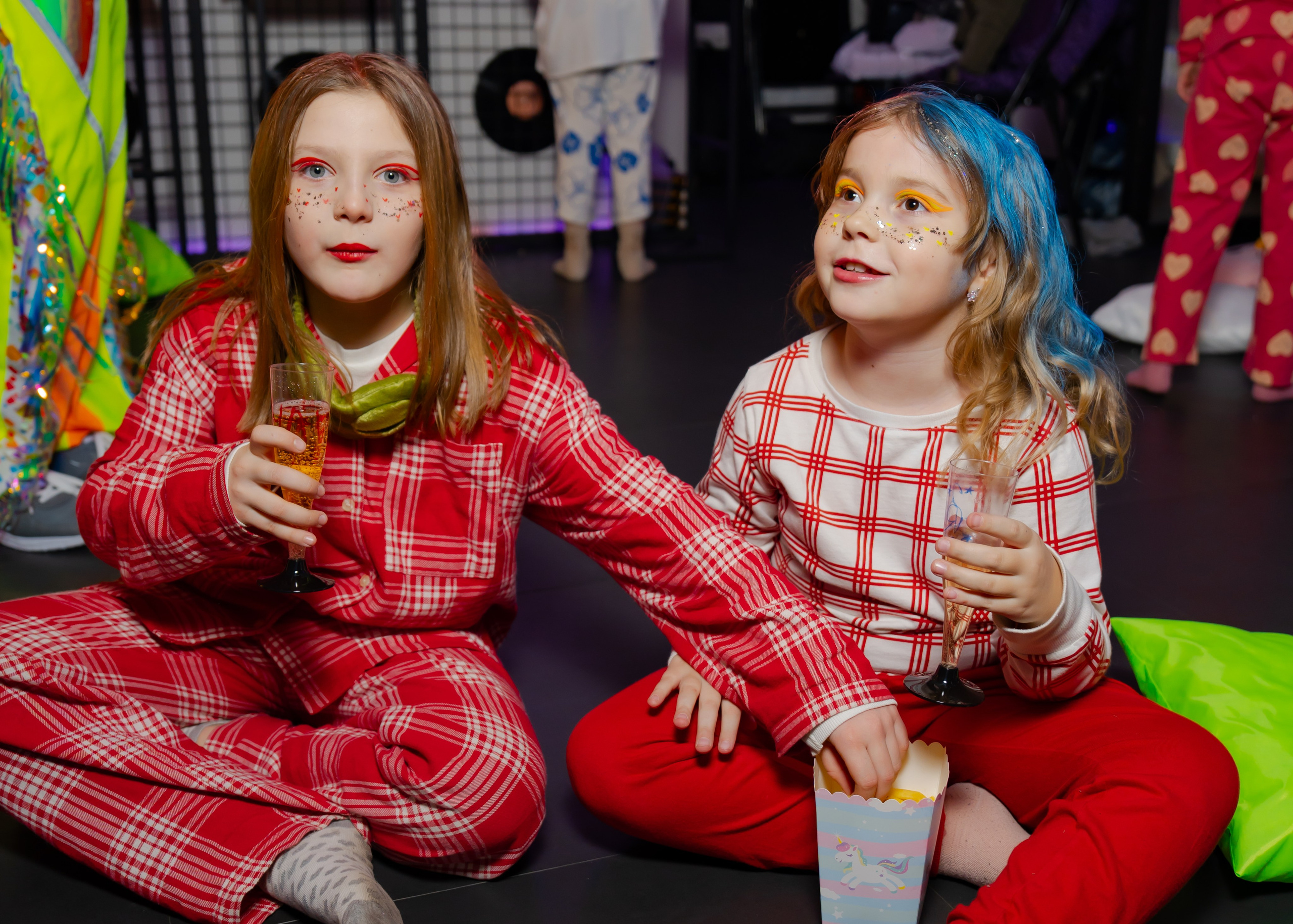 Битва подушками. Крамер Юлиана детский и семейный фотограф