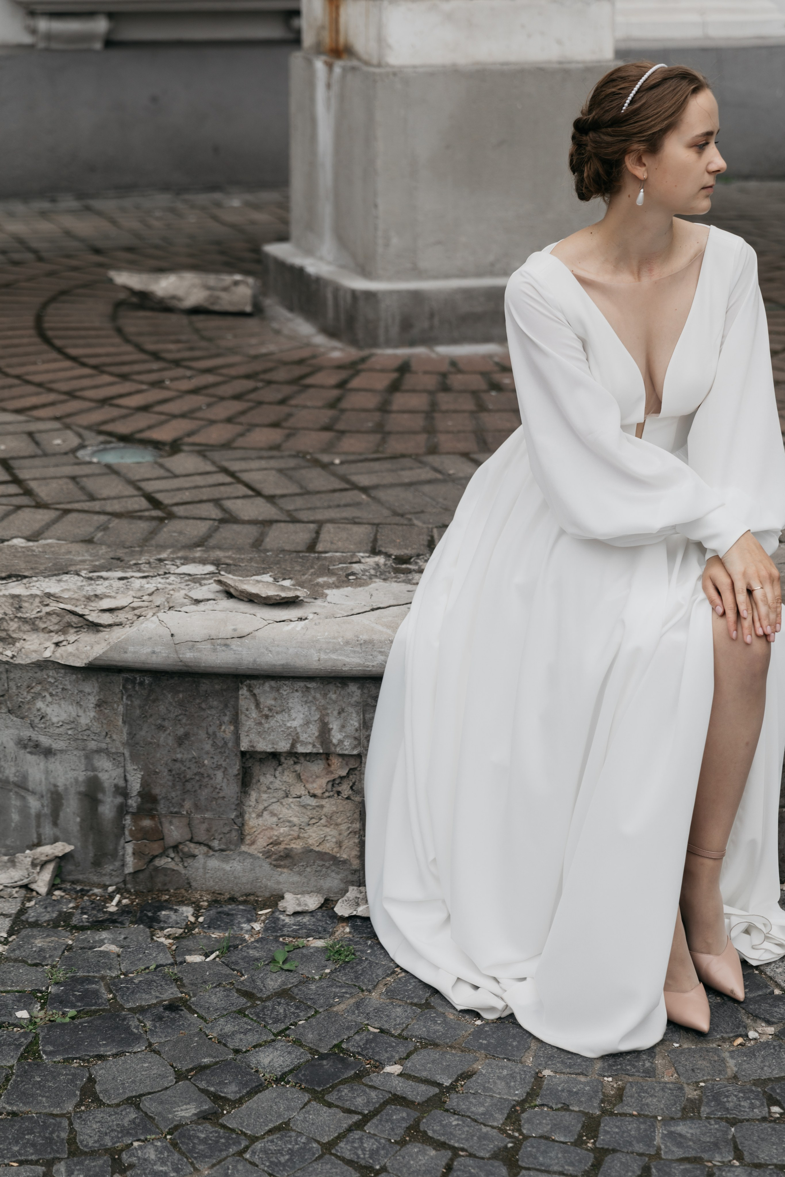 Любовь — противовес этому ужасу, любовь — акт единения и сохранения. Свадебный фотограф в Санкт-Петербурге