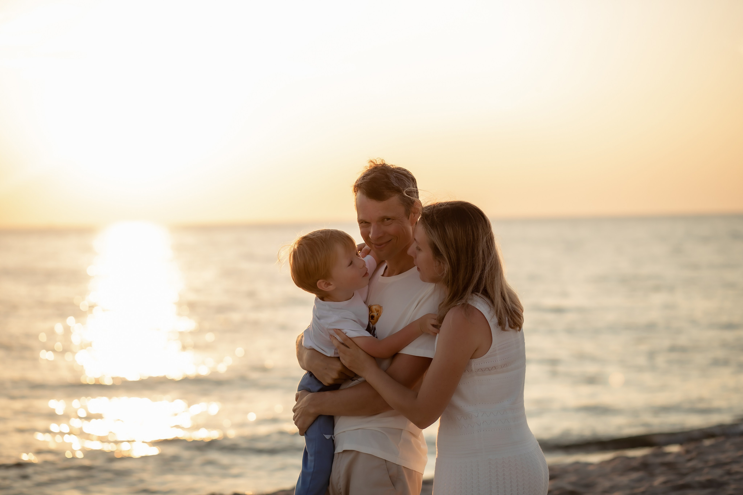 Екатерина и Антон. На закате. Фотограф в Калининграде Решетникова Алина