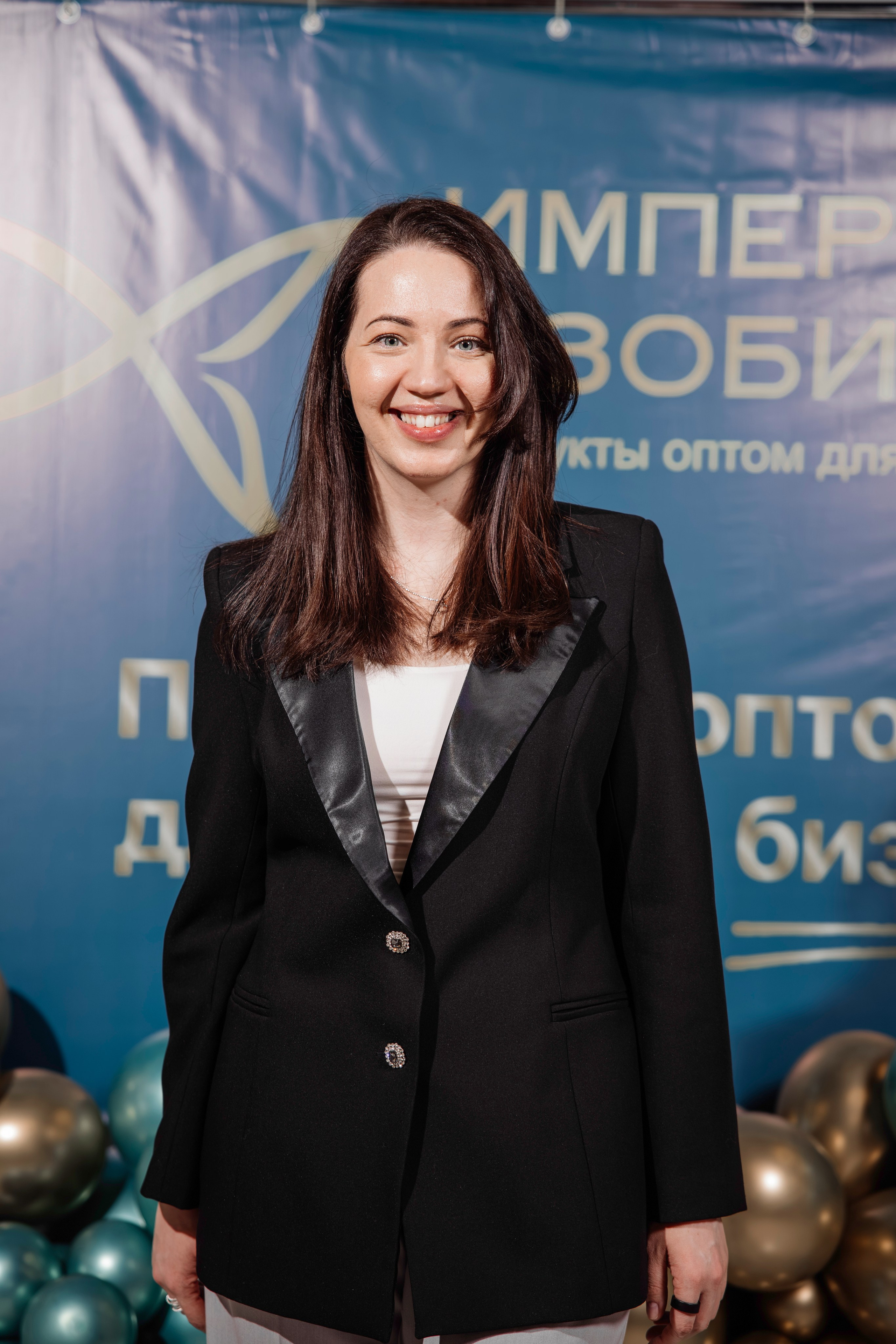 Империя Изобилия — выступления спикеров для предпринимателей. Свадебный фотограф в Иркутске Бобылев Никита