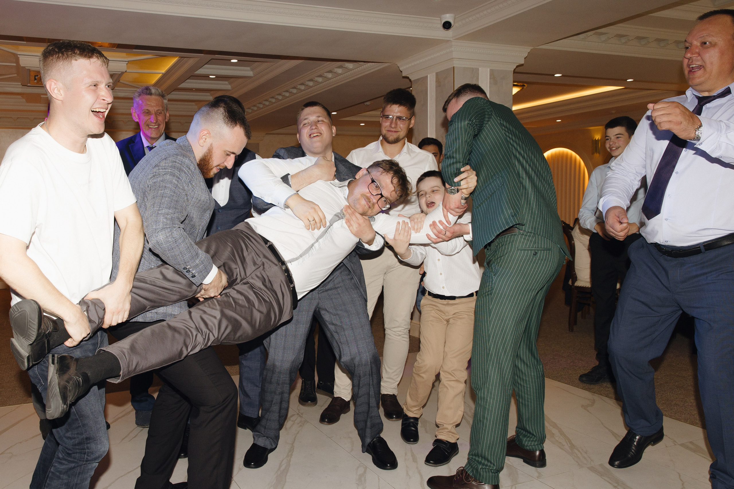 Банкет (Кристина&Алексей). Свадебные фотографы в г. Сургут Маркова Наталья и Замахина Елена