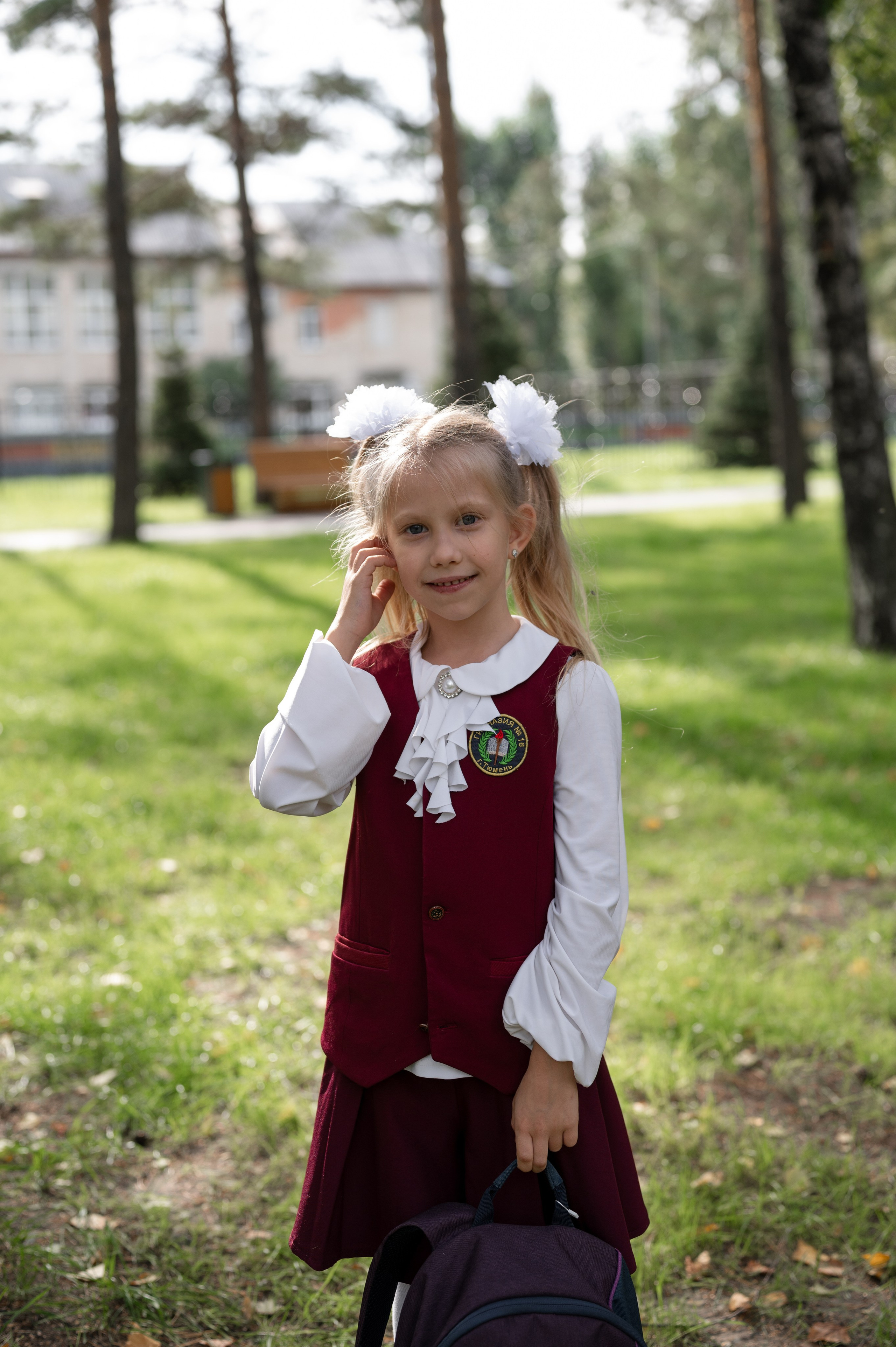 1 сентября 16 гимназия 2 класс (линейка + в классе+ на улице). Фотограф новорожденных, семейный детский в Тюмени Татьяна Морозова