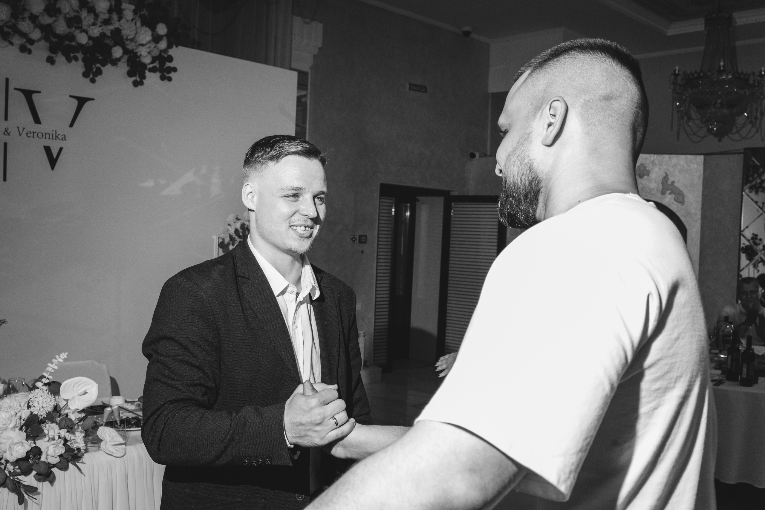 Нежные мгновения свадьбы: Семён и Вероника. Фотограф Семён Гнеушев