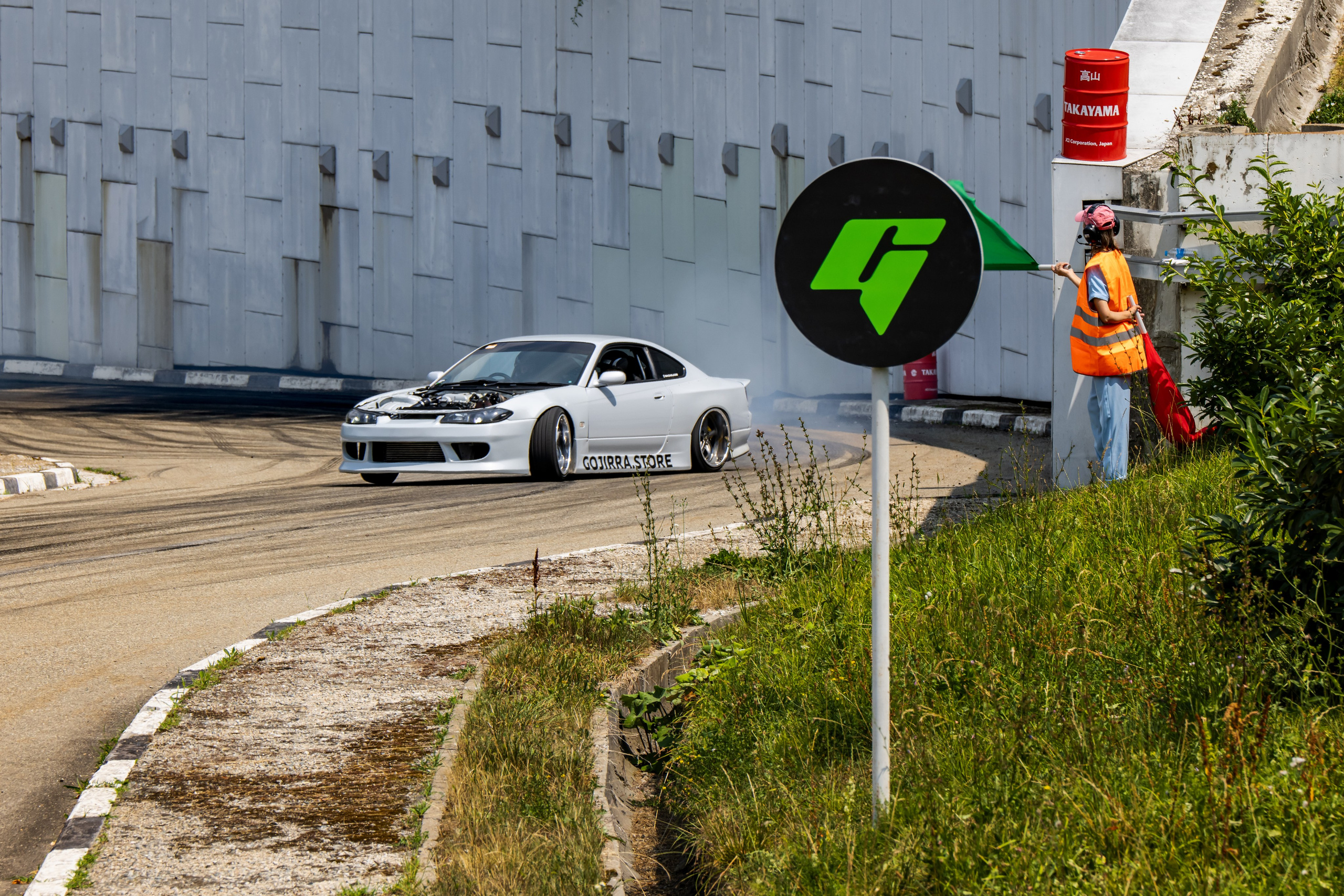 Grounded event. Репортажная, студийная, свадебная, автоспорт, коммерческая, фотосессия: Фотографы Николай и Елена DvoTar