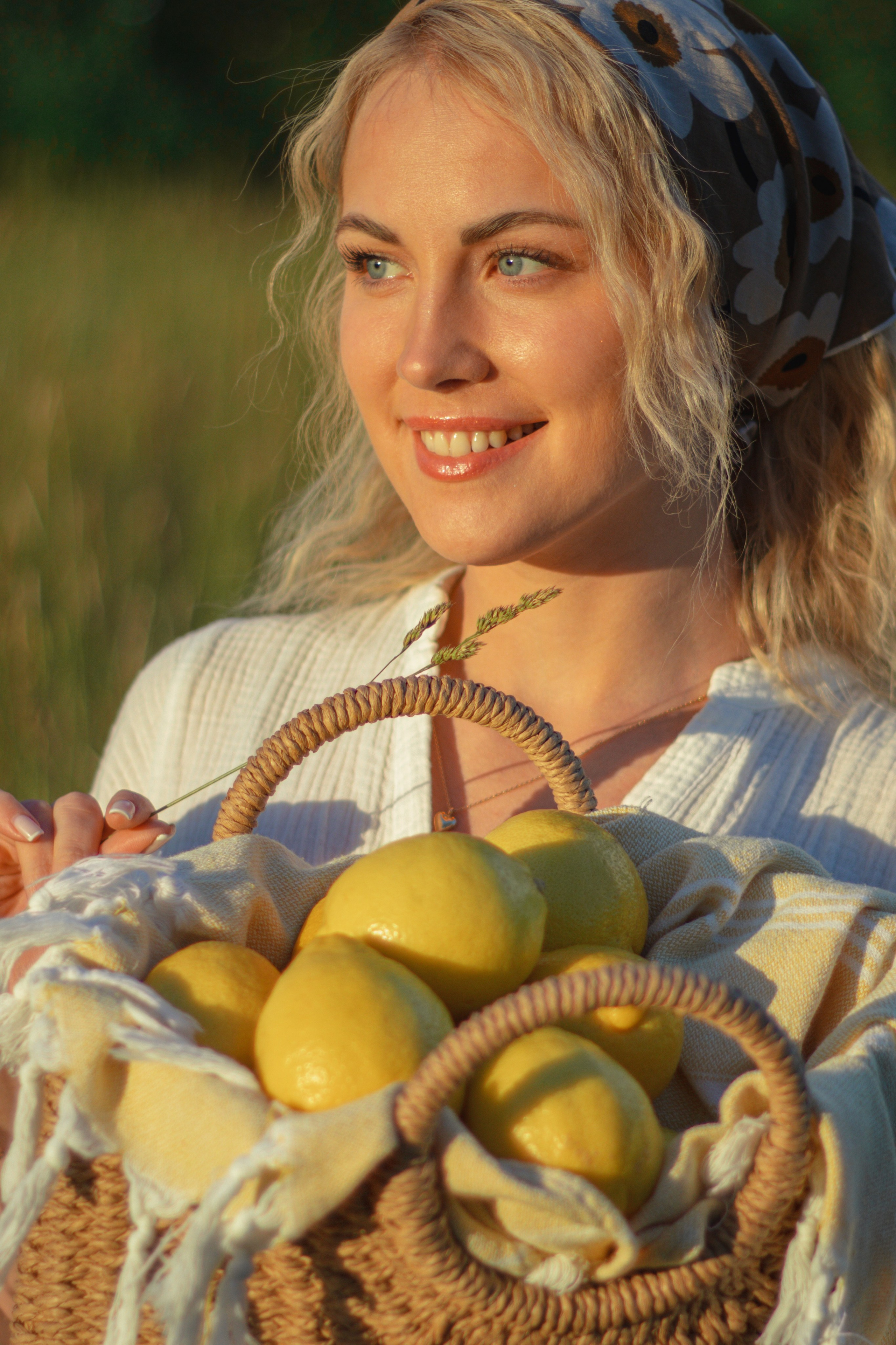 Фотосессия с лимонами в Петрозаводске Руслана