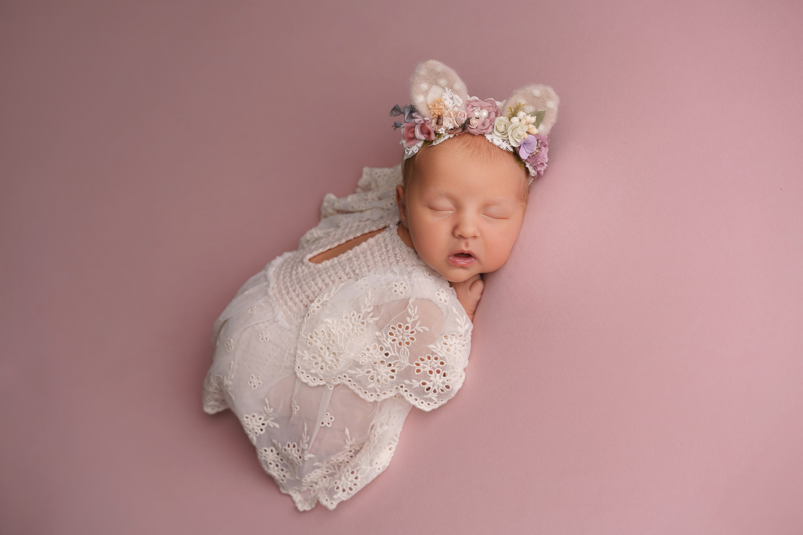 Фотосессия новорожденных | Галерея трогательных кадров малышей в стиле newborn. Фотосессия новорожденных в Москве и Московской области | Профессиональный фотограф newborn — Татьяна Иванова