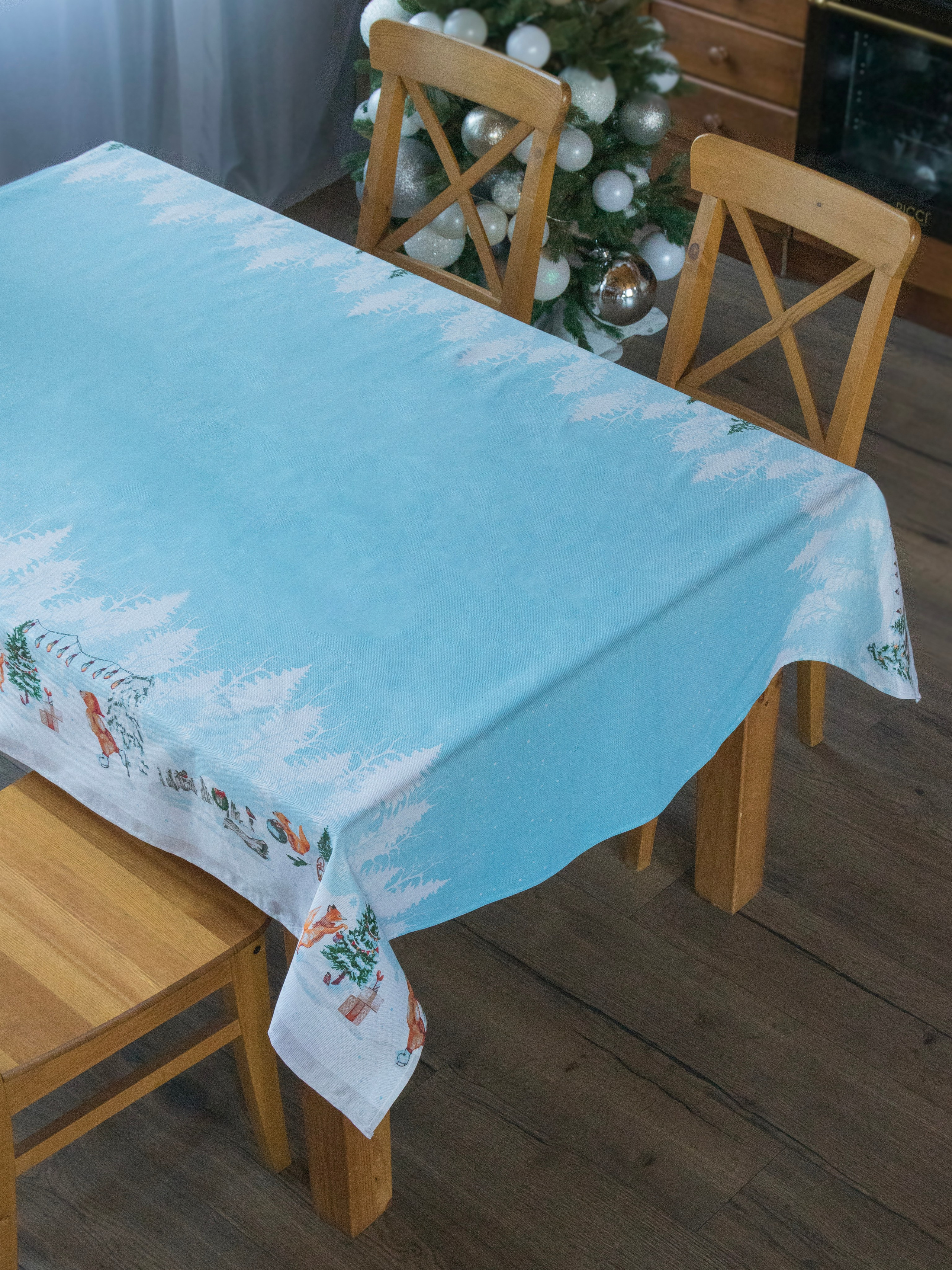 Скатерть новогодняя. Фотостудия для Wildberries Ozon