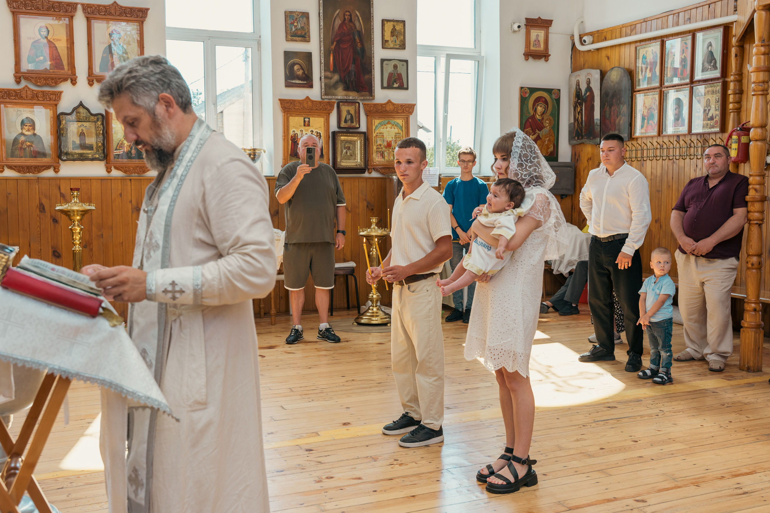 Крещение малыша Владимира: начало духовного пути. Фотограф |Ленинск, Волжский, Волгоград| Наталья Савилова