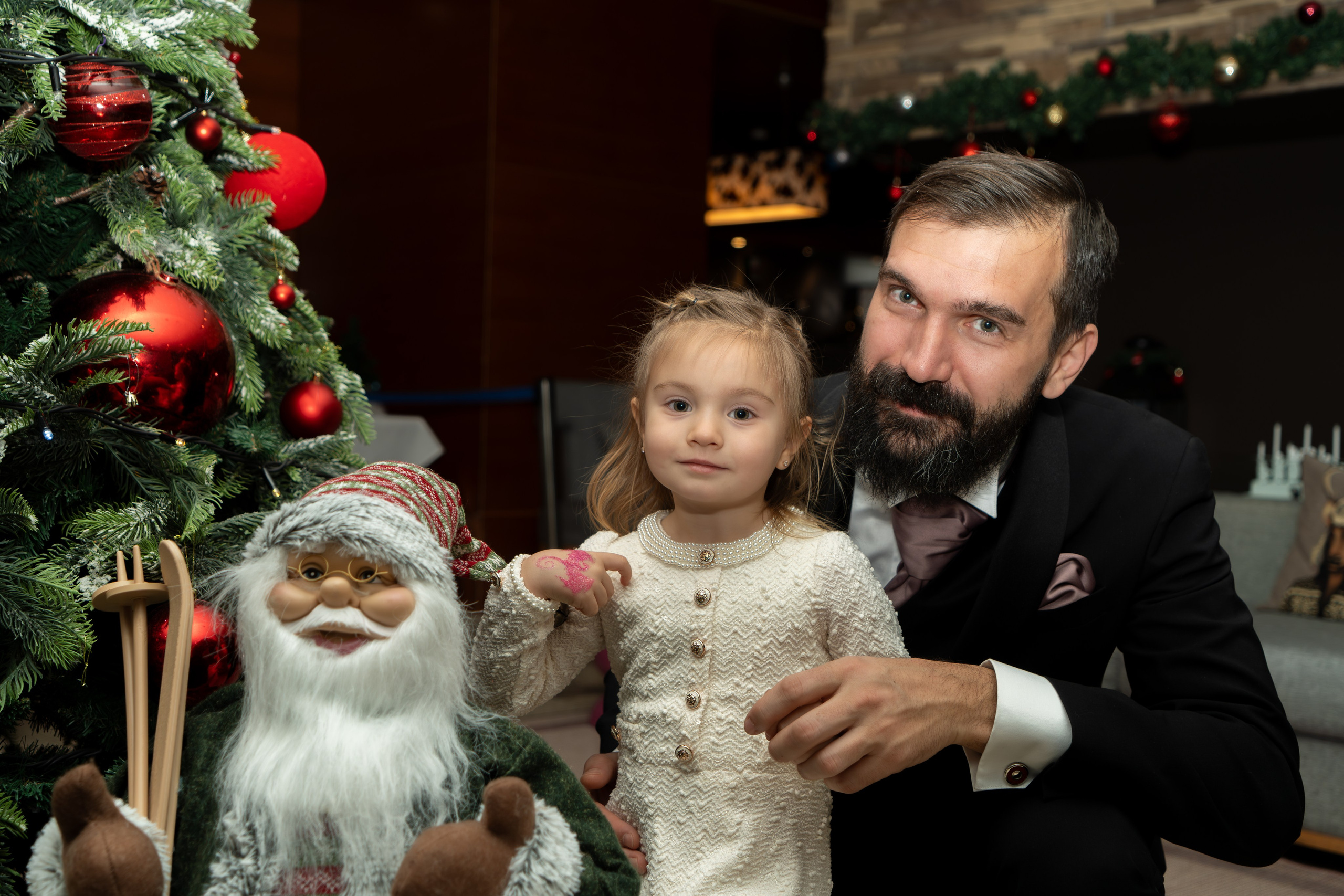 Новый год 2024 в ресторане Эрбелия. Репортажный фотограф в Красной Поляне и Сочи Павлюченко Екатерина