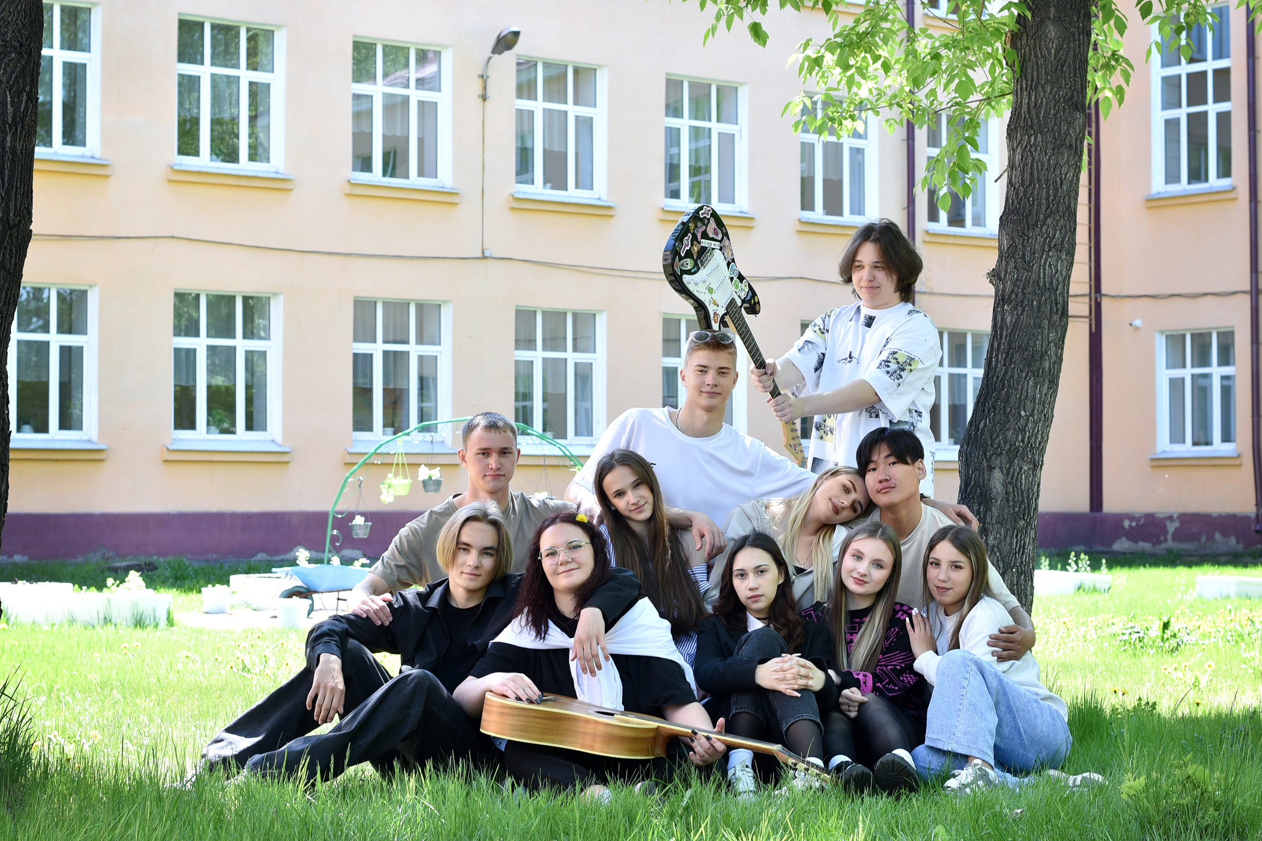 ФОТОСЕССИЯ В ПАРКЕ весна. Школьный фотограф ЛАРИСА МАТВЕЕНКО