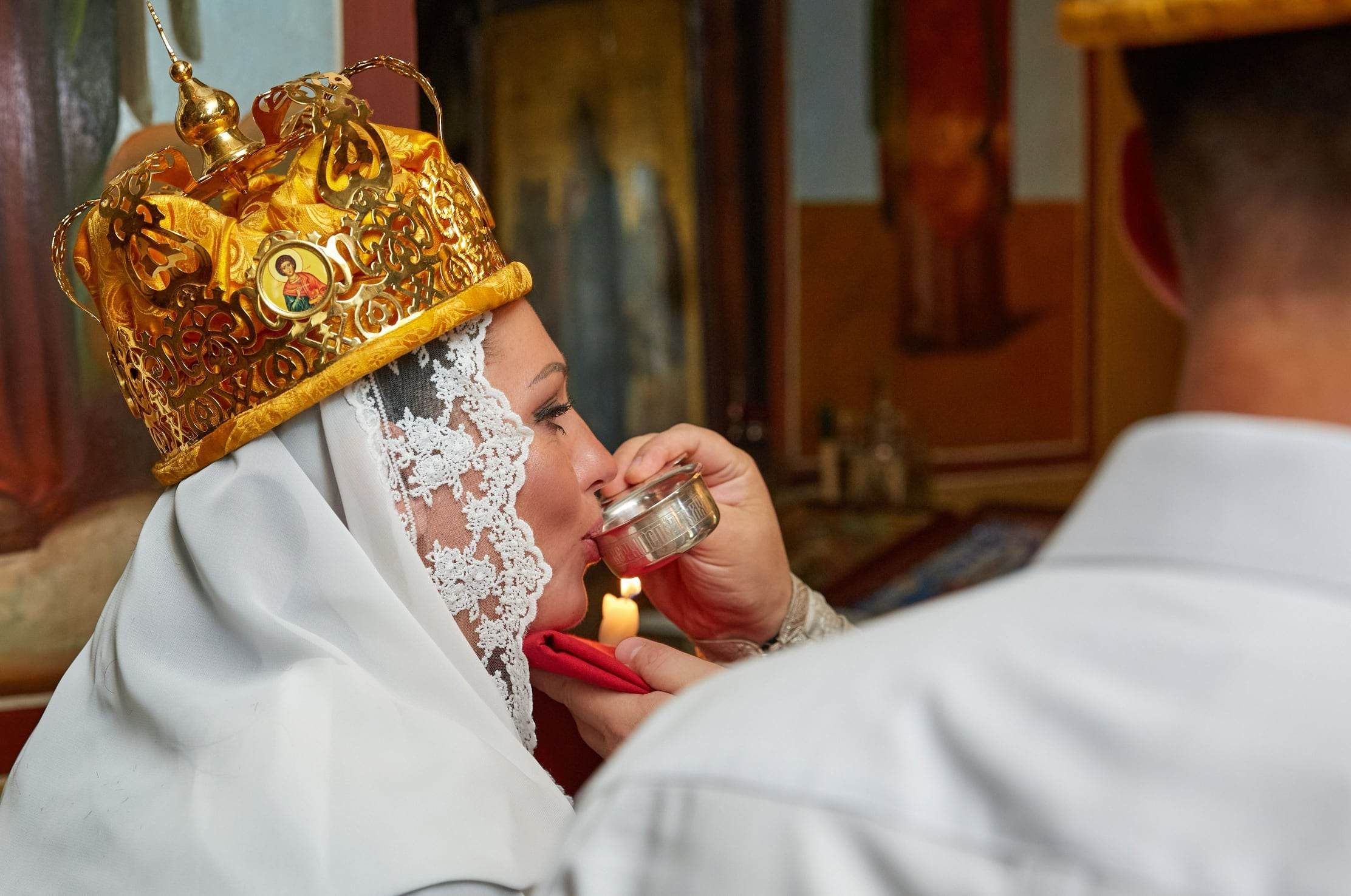 Обычаи при венчании в церкви.jpg