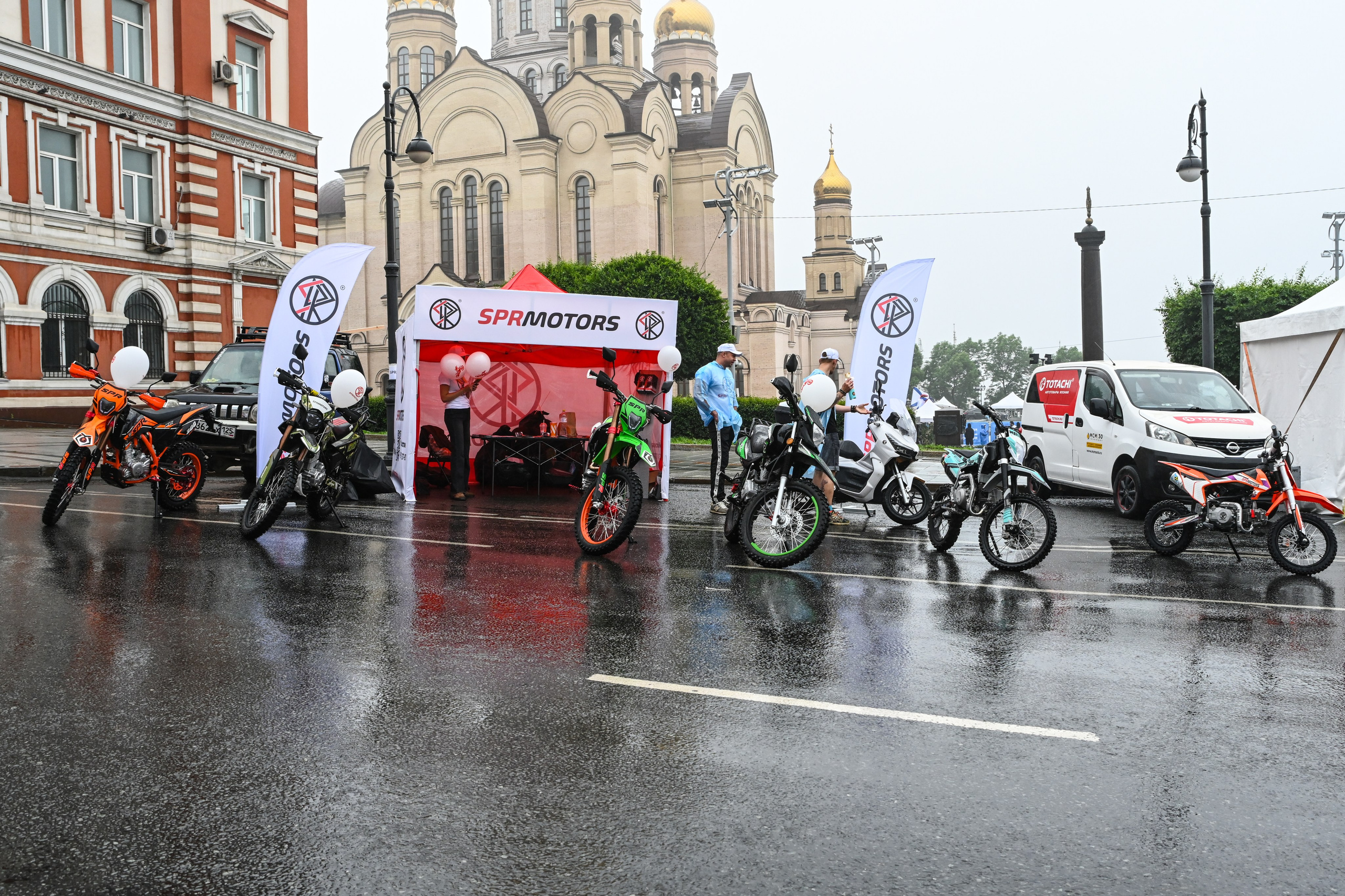 Автосалон 2026 SPR Motors. Репортажный фотограф во Владивостоке Таня Терехина