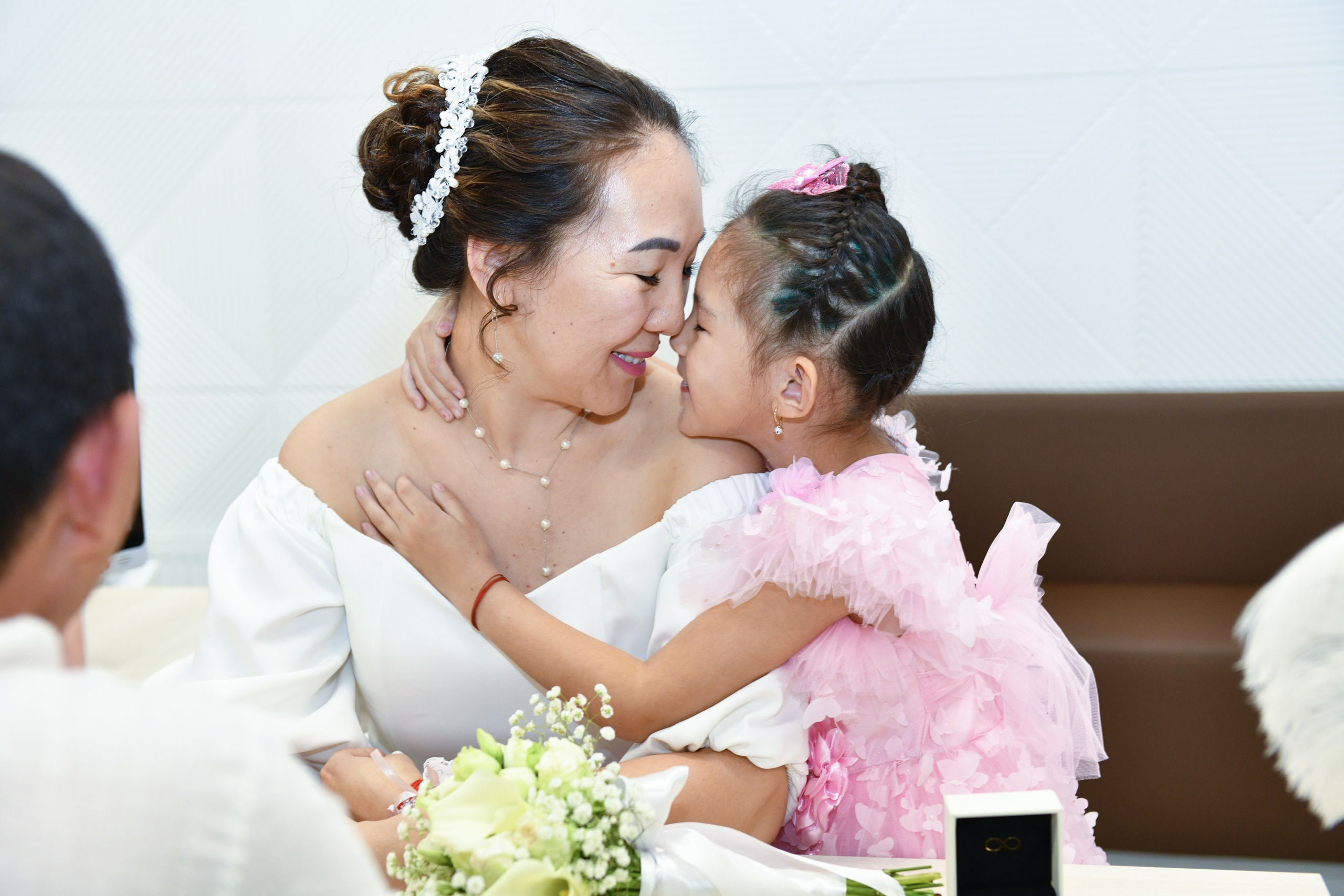 Регистрация брака в МФЦ Ногалы и Олега. Свадебный и портретный фотограф в Москве Галина Борисова