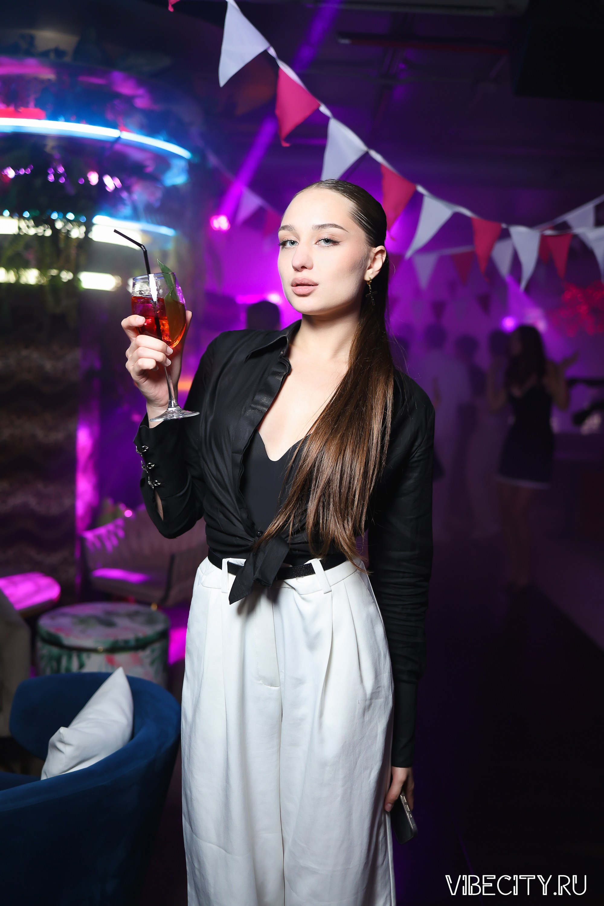 DOUBLE U. VIBECITY.RU Вайб Сити Ру Фоторепортажи Фотоотчеты Калининград