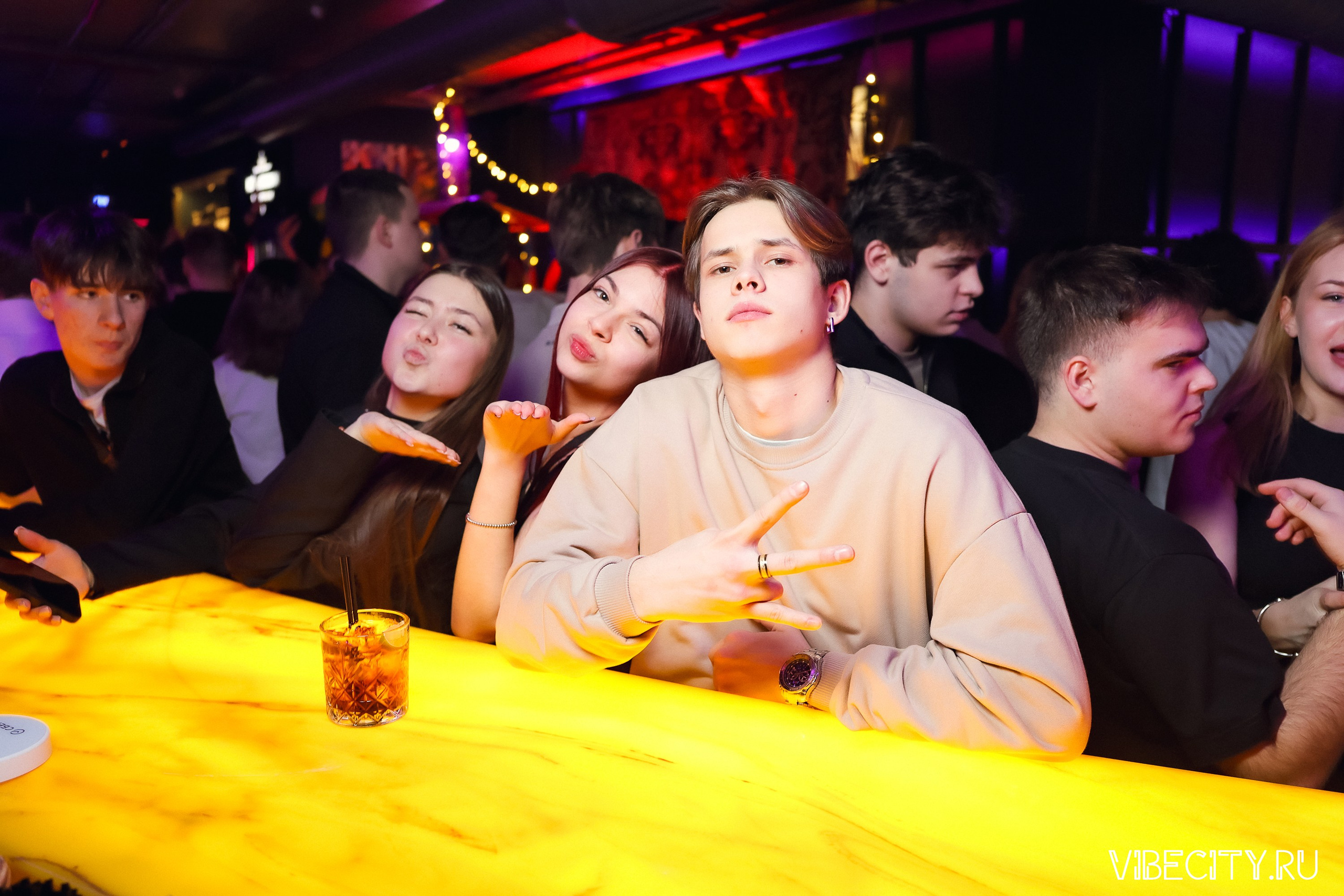 DOUBLE U. VIBECITY.RU Вайб Сити Ру Фоторепортажи Фотоотчеты Калининград