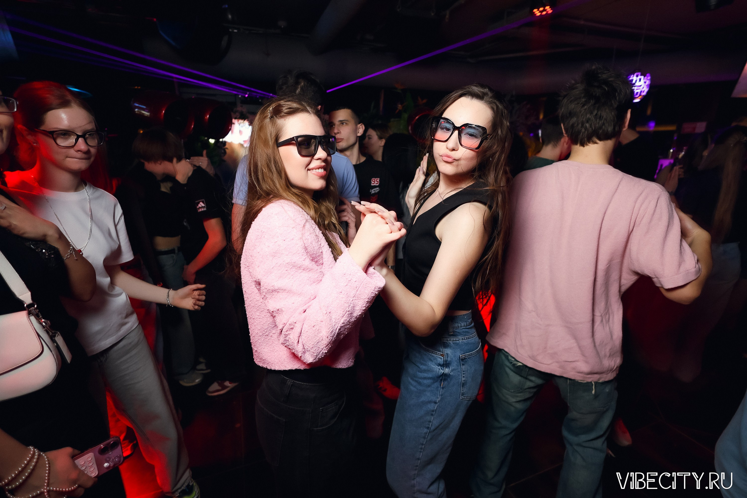 DOUBLE U. VIBECITY.RU Вайб Сити Ру Фоторепортажи Фотоотчеты Калининград