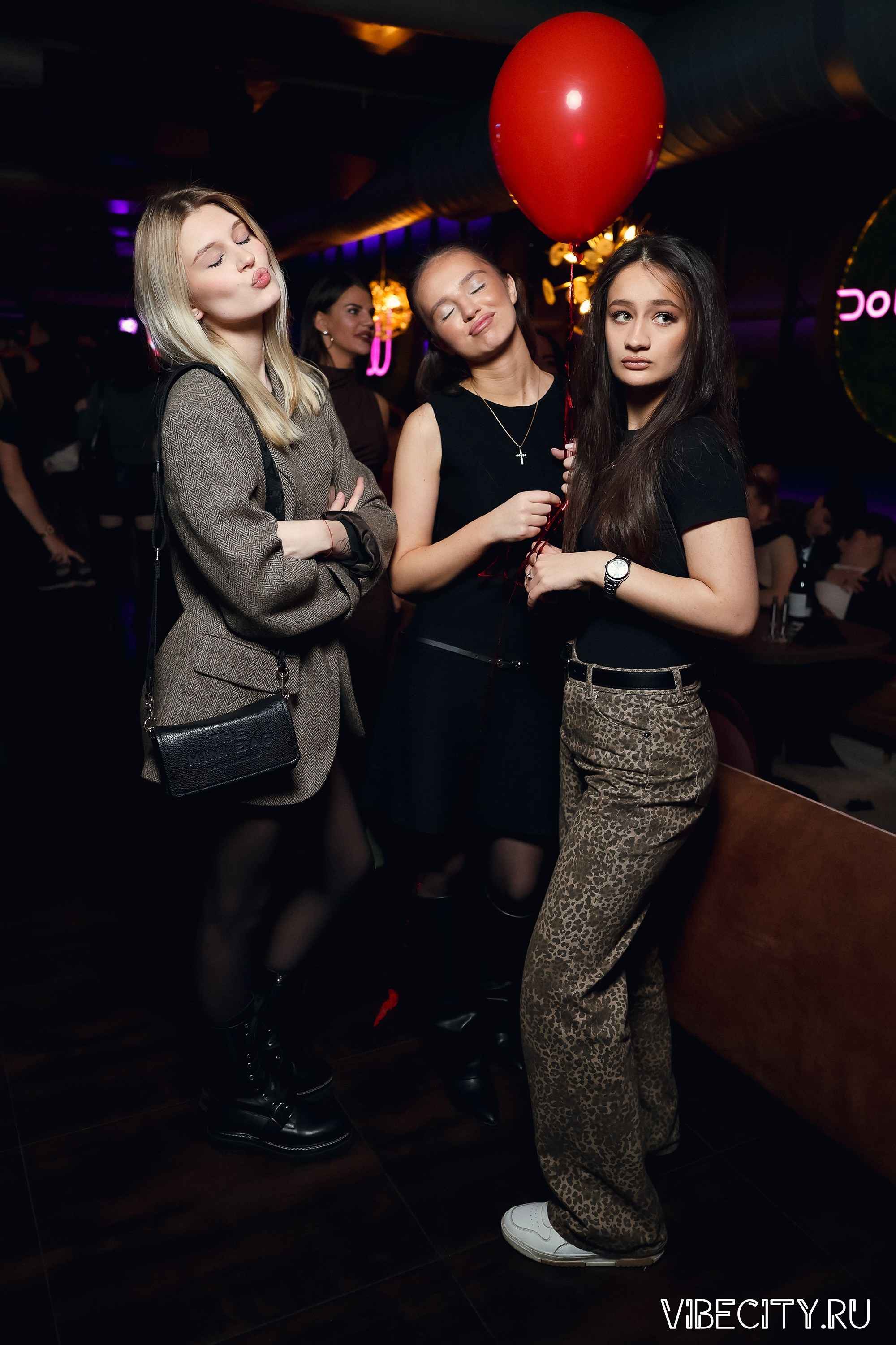 DOUBLE U. VIBECITY.RU Вайб Сити Ру Фоторепортажи Фотоотчеты Калининград