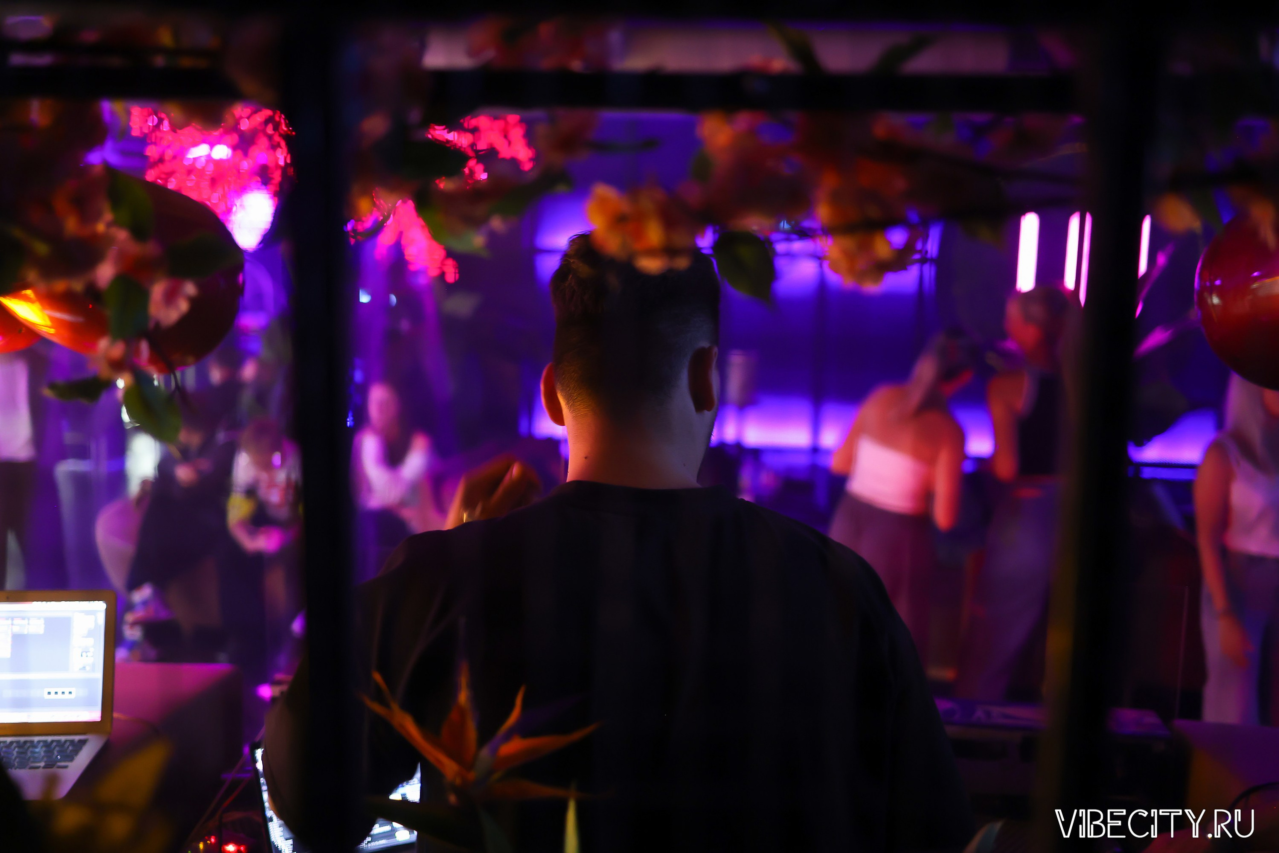 DOUBLE U. VIBECITY.RU Вайб Сити Ру Фоторепортажи Фотоотчеты Калининград