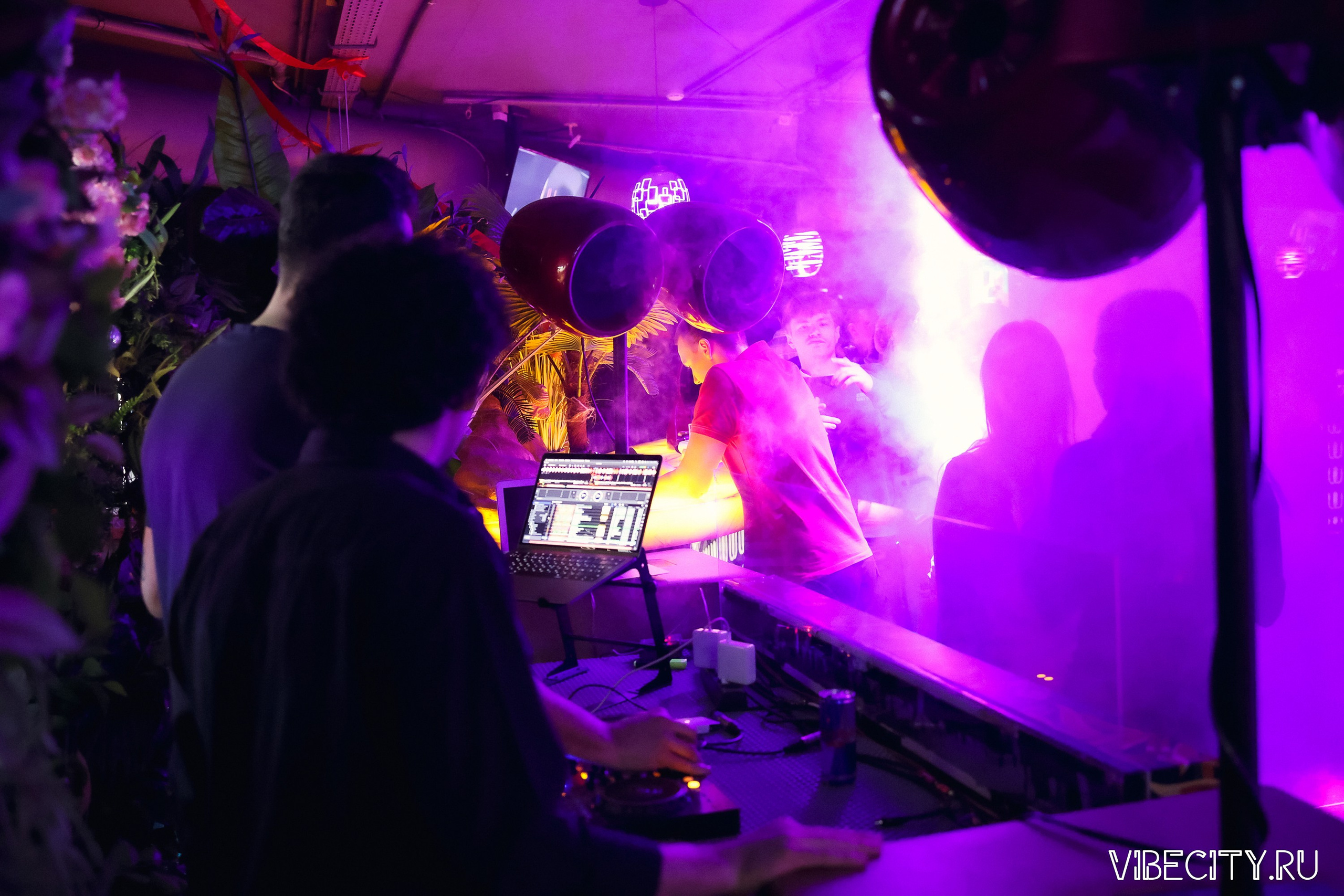 DOUBLE U. VIBECITY.RU Вайб Сити Ру Фоторепортажи Фотоотчеты Калининград