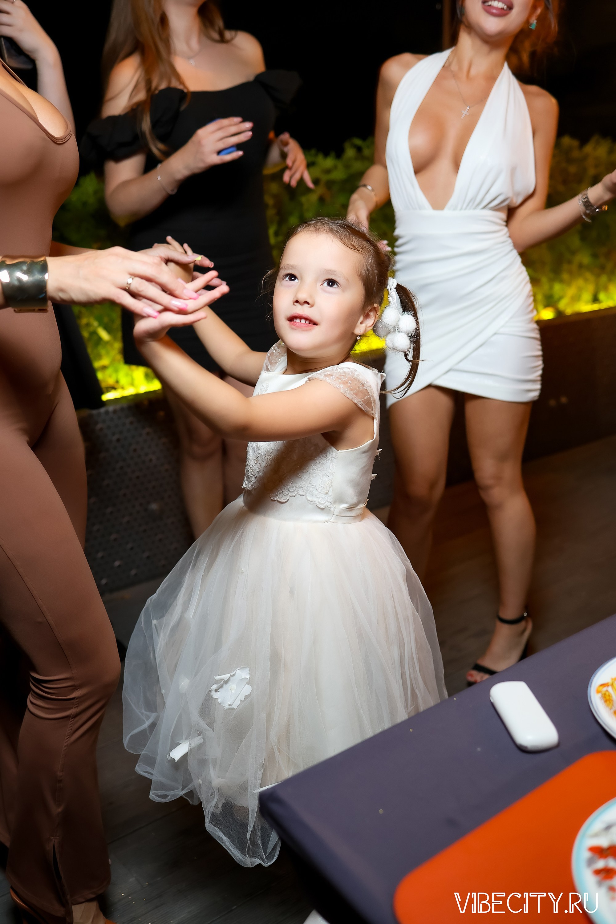 DOUBLE U. VIBECITY.RU Вайб Сити Ру Фоторепортажи Фотоотчеты Калининград