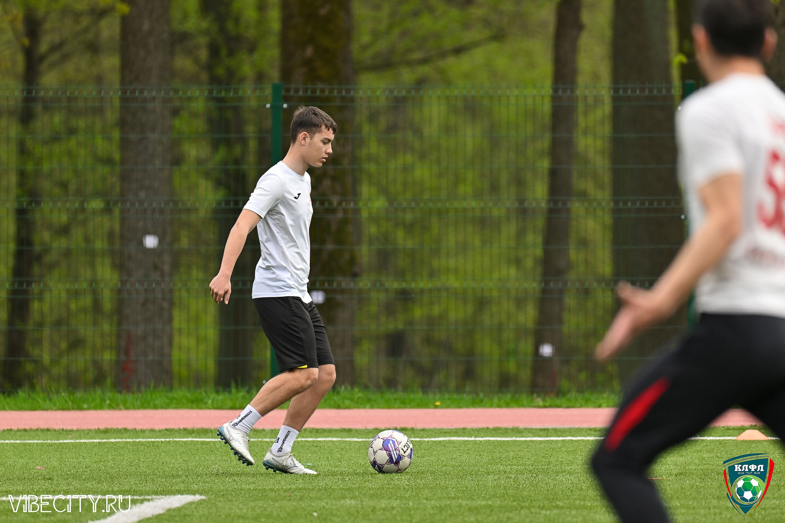 XX ЧЕМПИОНАТ КАЛИНИНГРАДСКОЙ ЛФЛ КАНЦМАРКЕТ39 сезона 2024–2025 гг. VIBECITY.RU Вайб Сити Ру Фоторепортажи Фотоотчеты Калининград