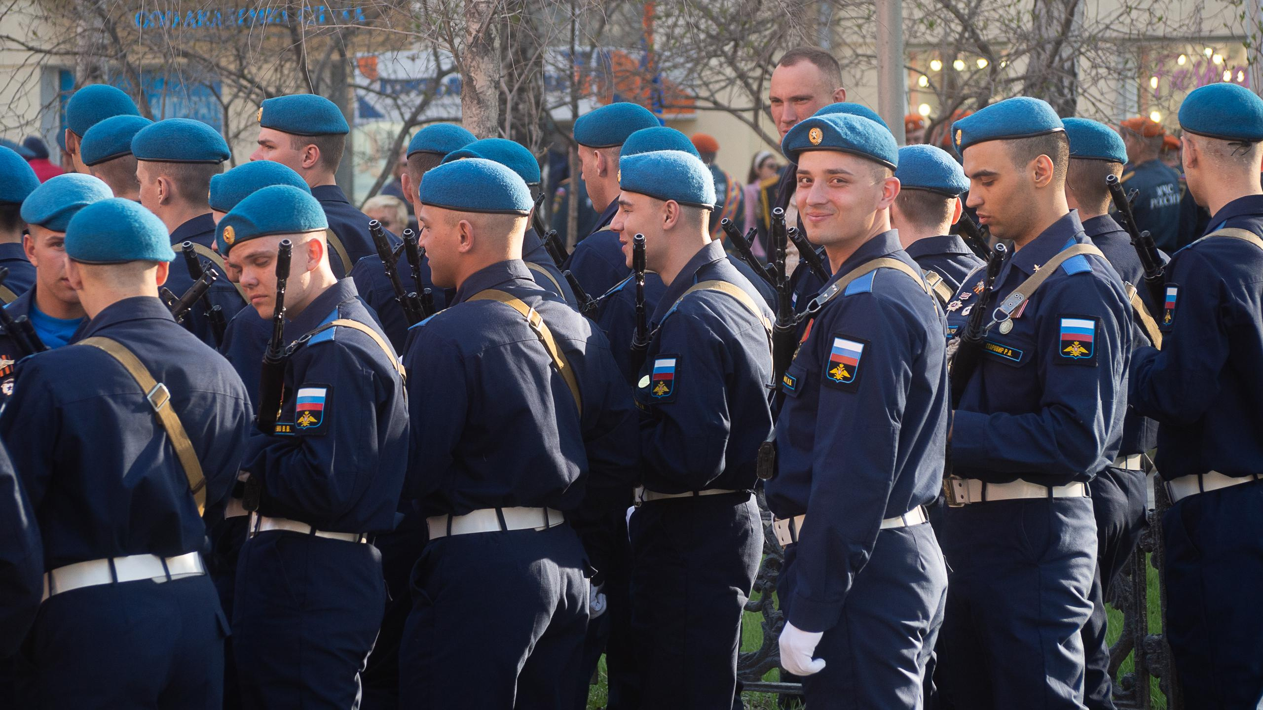Репетиция парада. Фотограф Алексей Школдин. Новосибирск