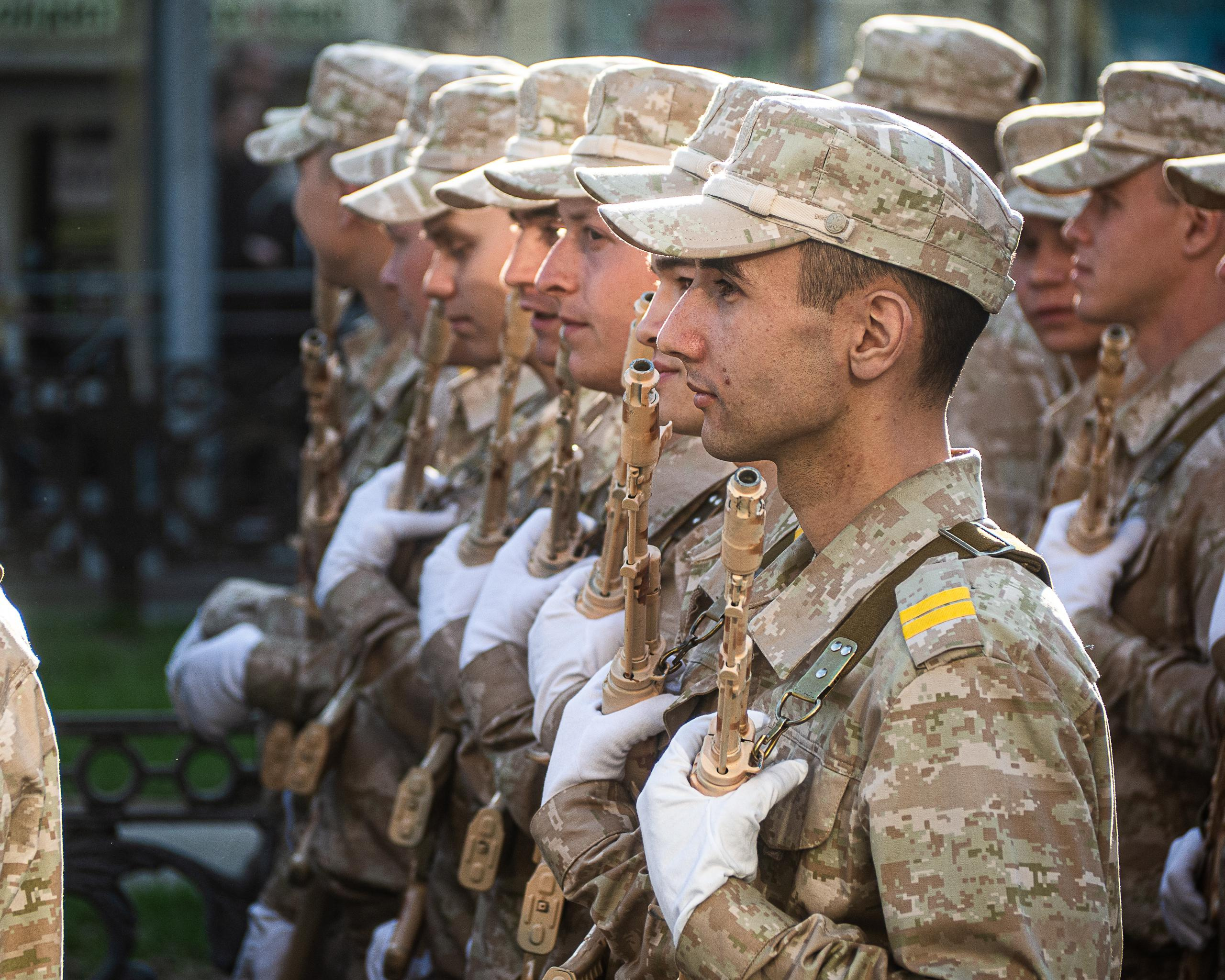 Репетиция парада. Фотограф Алексей Школдин. Новосибирск