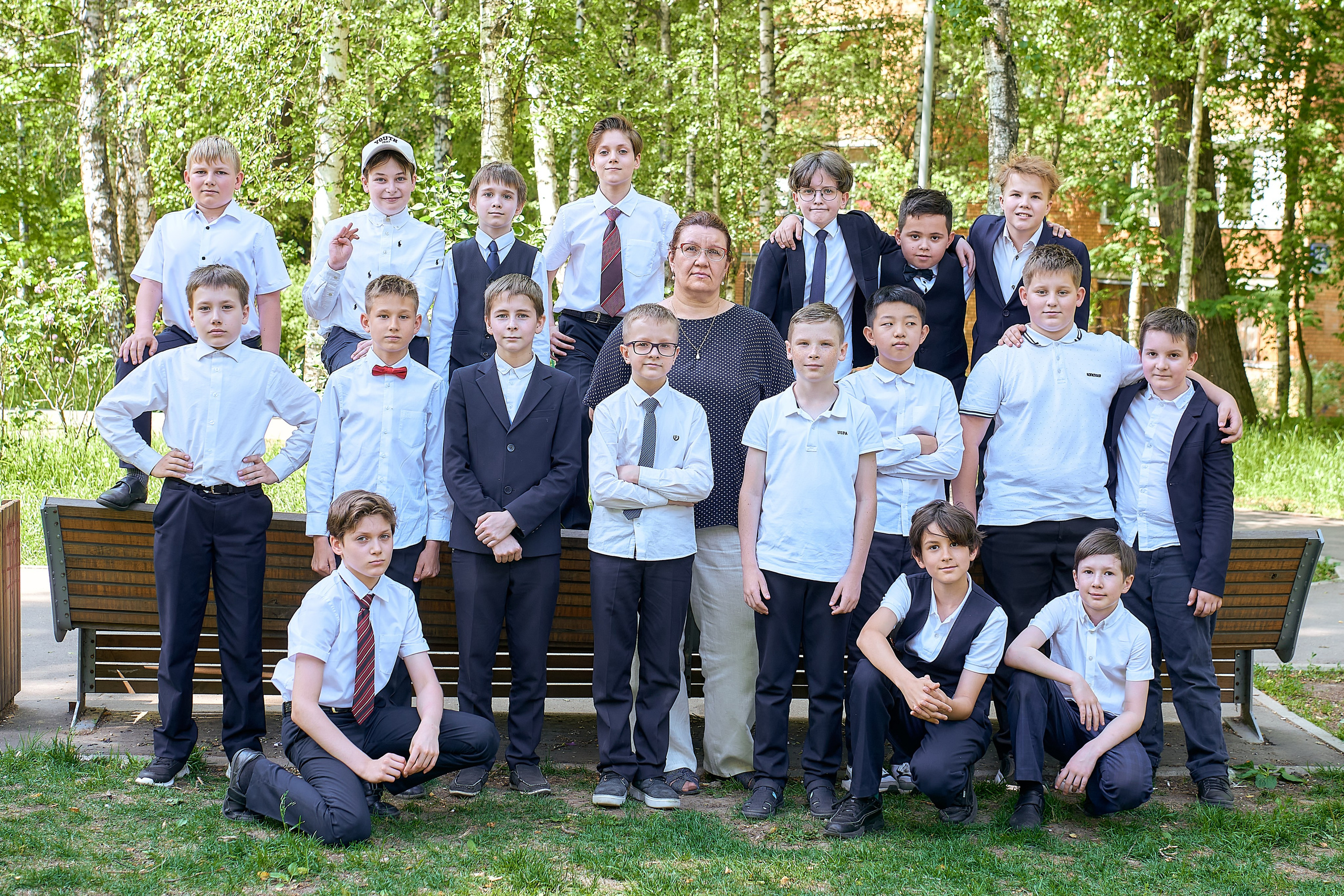 УРА, каникулы! 5Б класс, 10й лицей Одинцово. Школьный и семейный фотограф, Одинцово