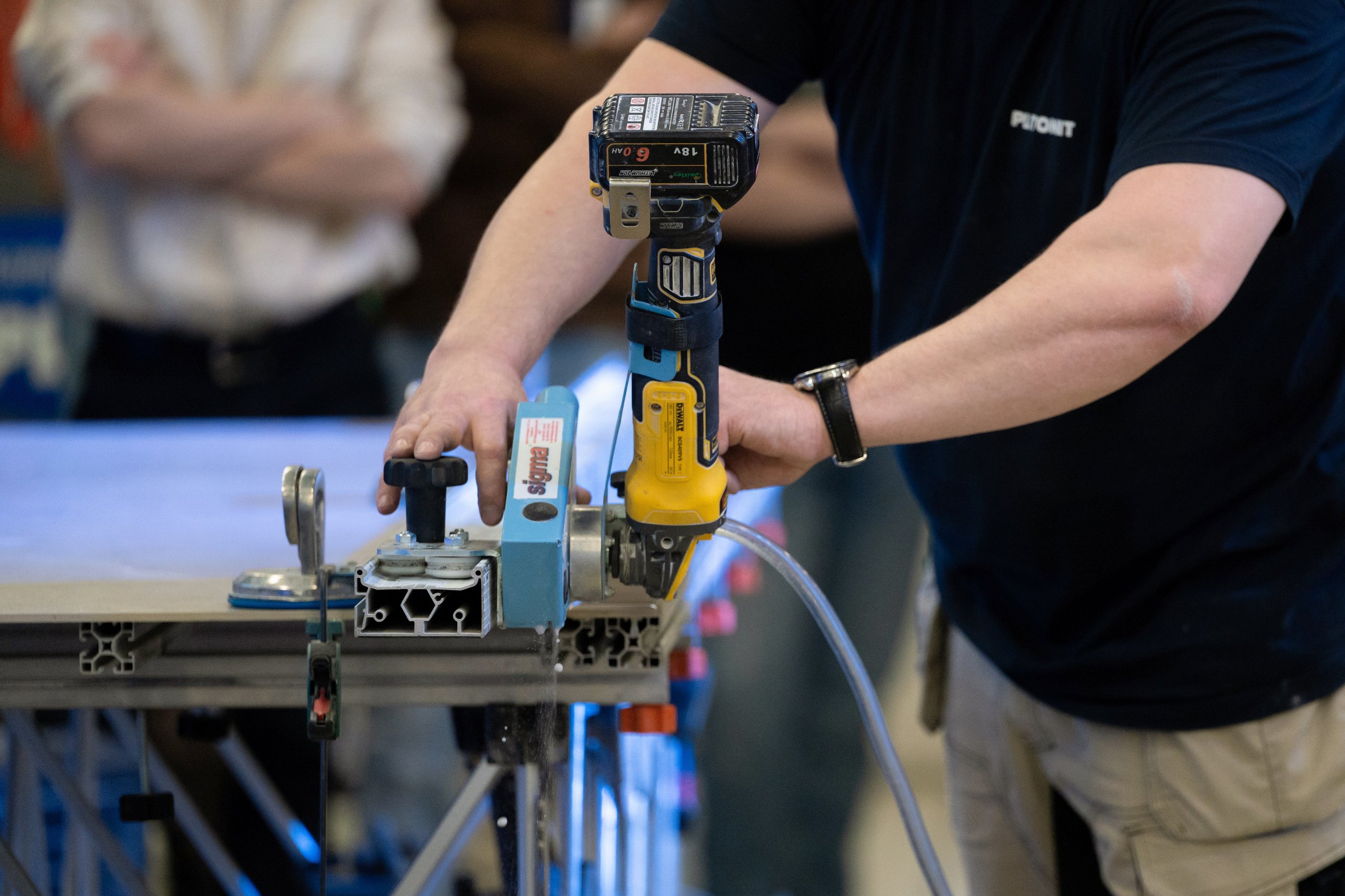 Форум от компании строительных материалов «Plitonit». Репортажный фотограф